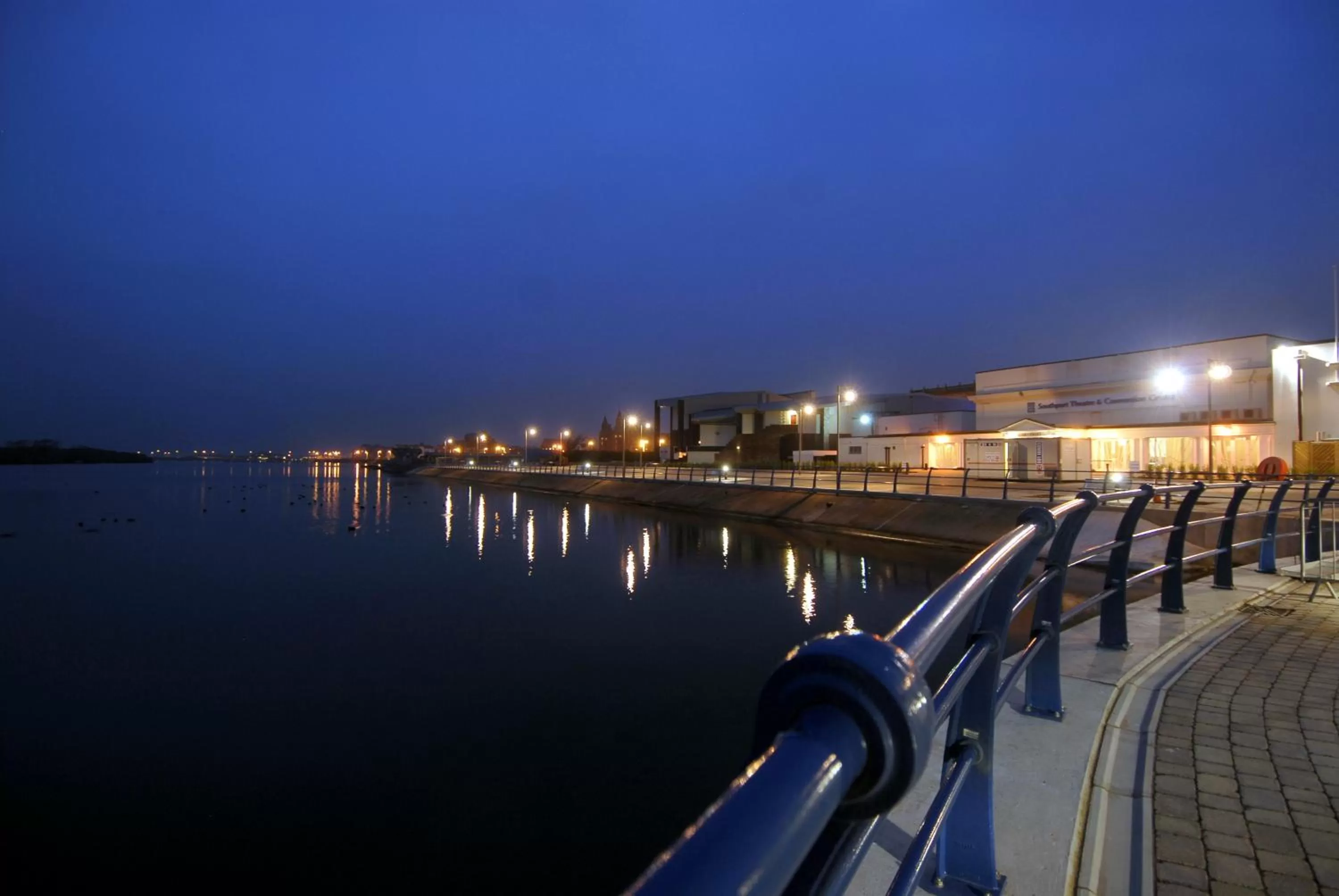 Area and facilities in Waterfront Southport Hotel