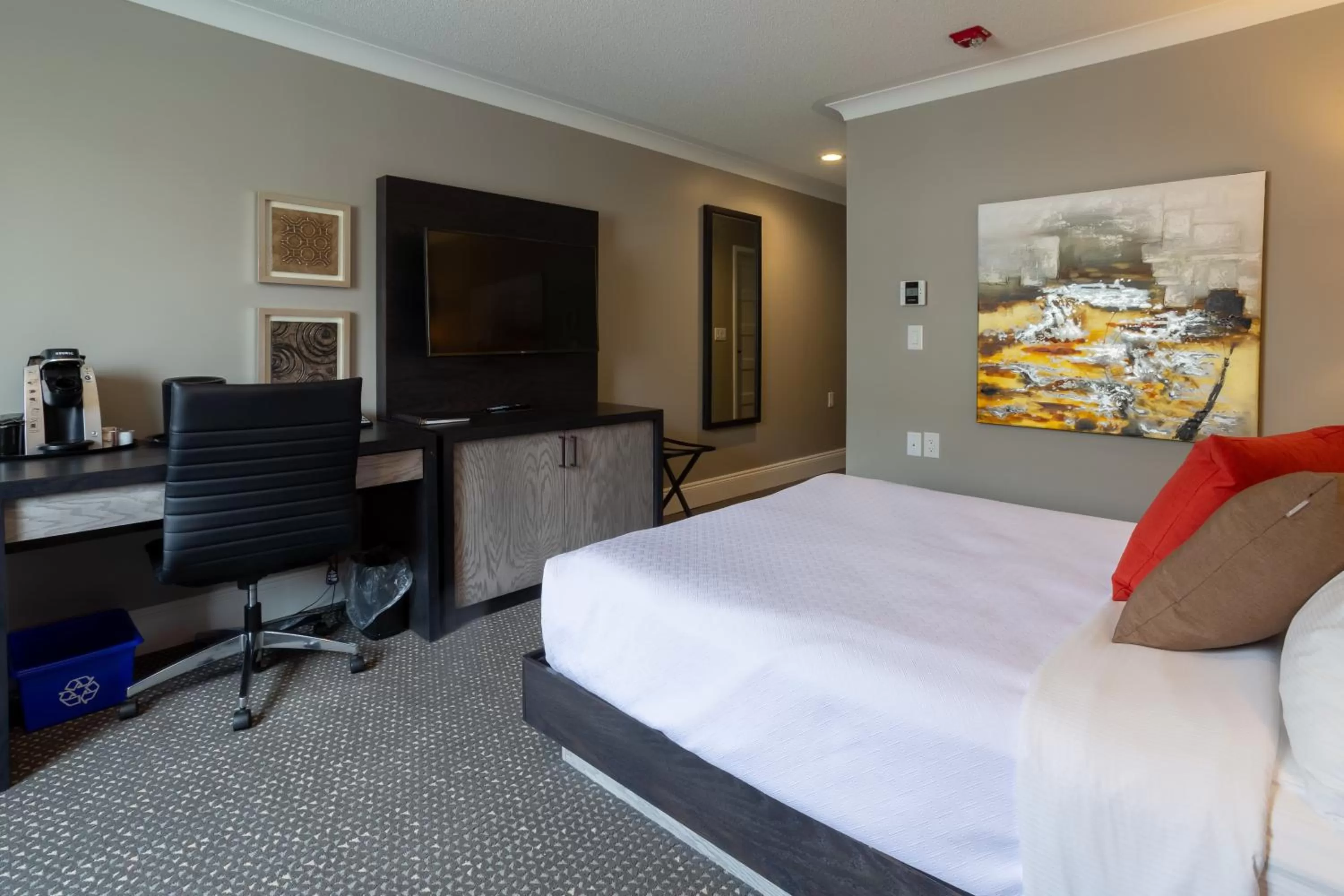 Photo of the whole room, Bed in Crowne Plaza Fredericton Lord Beaverbrook by IHG