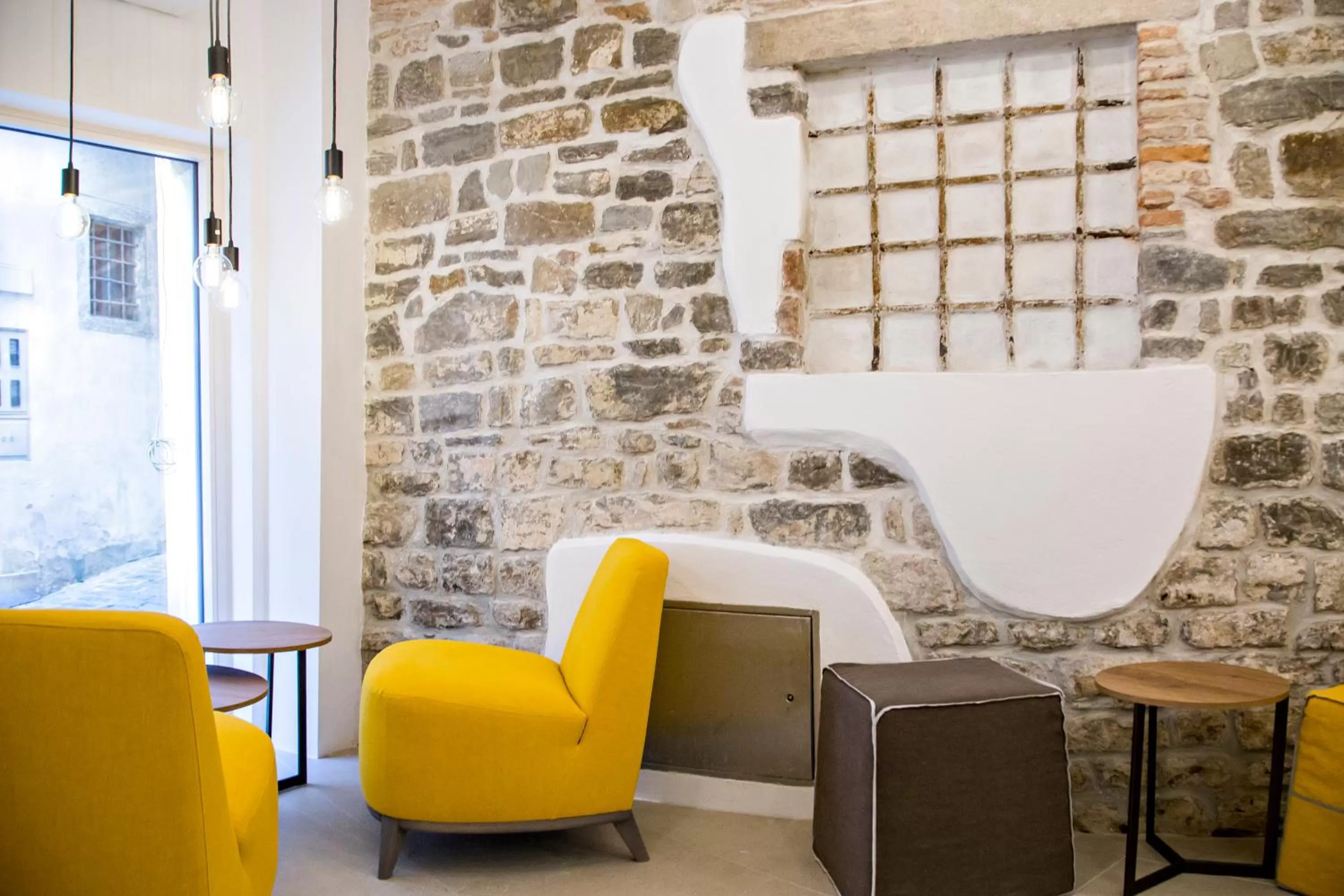 Seating area in MEMENTO B&B Piran