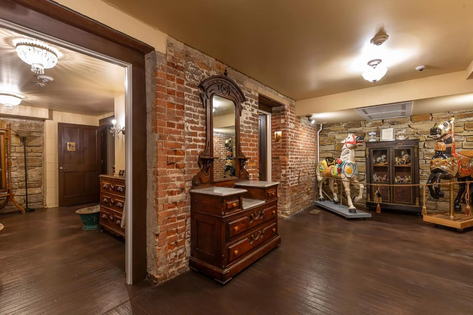 Property building in Steele Mansion Inn & Gathering Hub