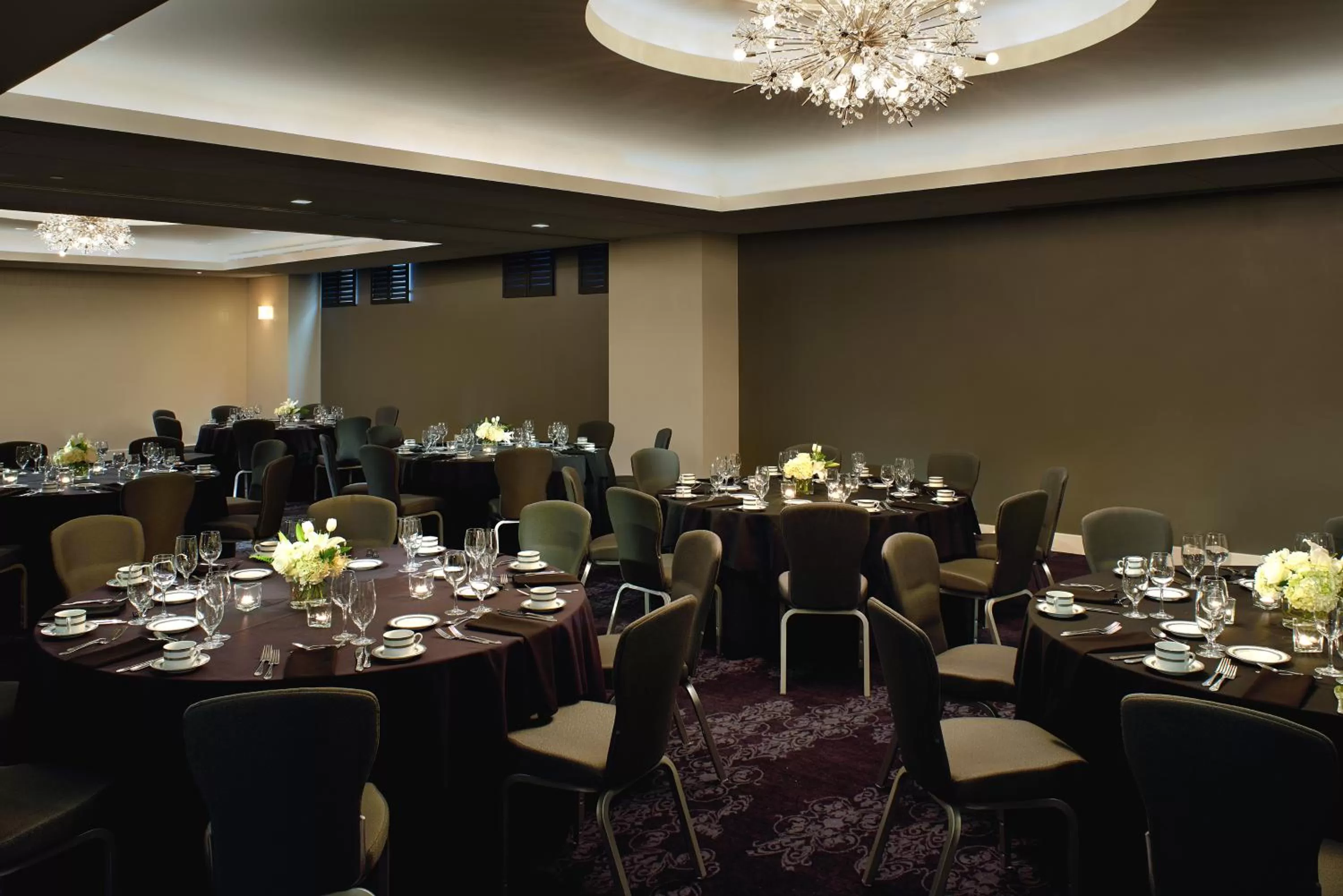 Business facilities in The Fontaine