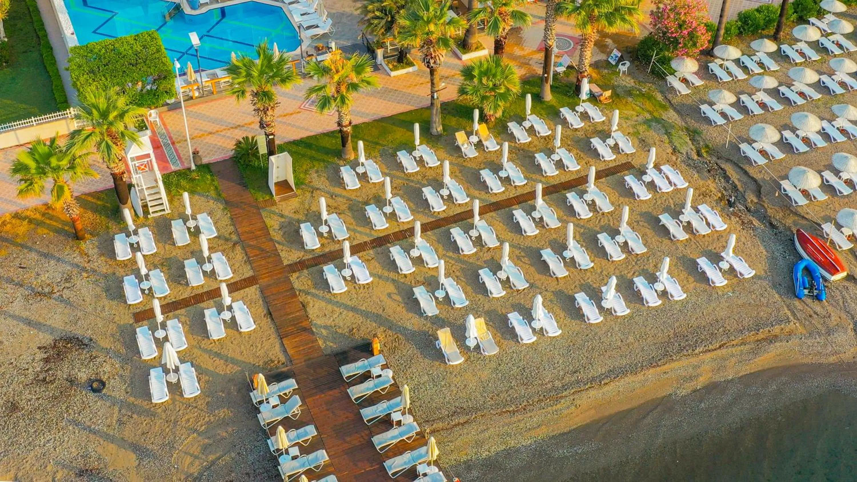 Beach in Cettia Beach Resort