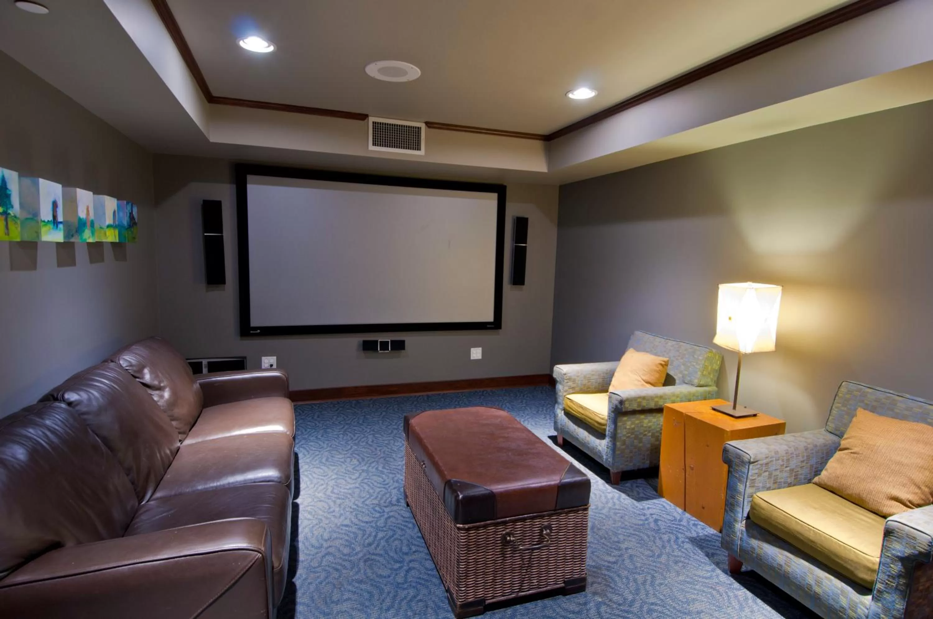 Entertainment in Legends Whistler, by Lodging Ovations