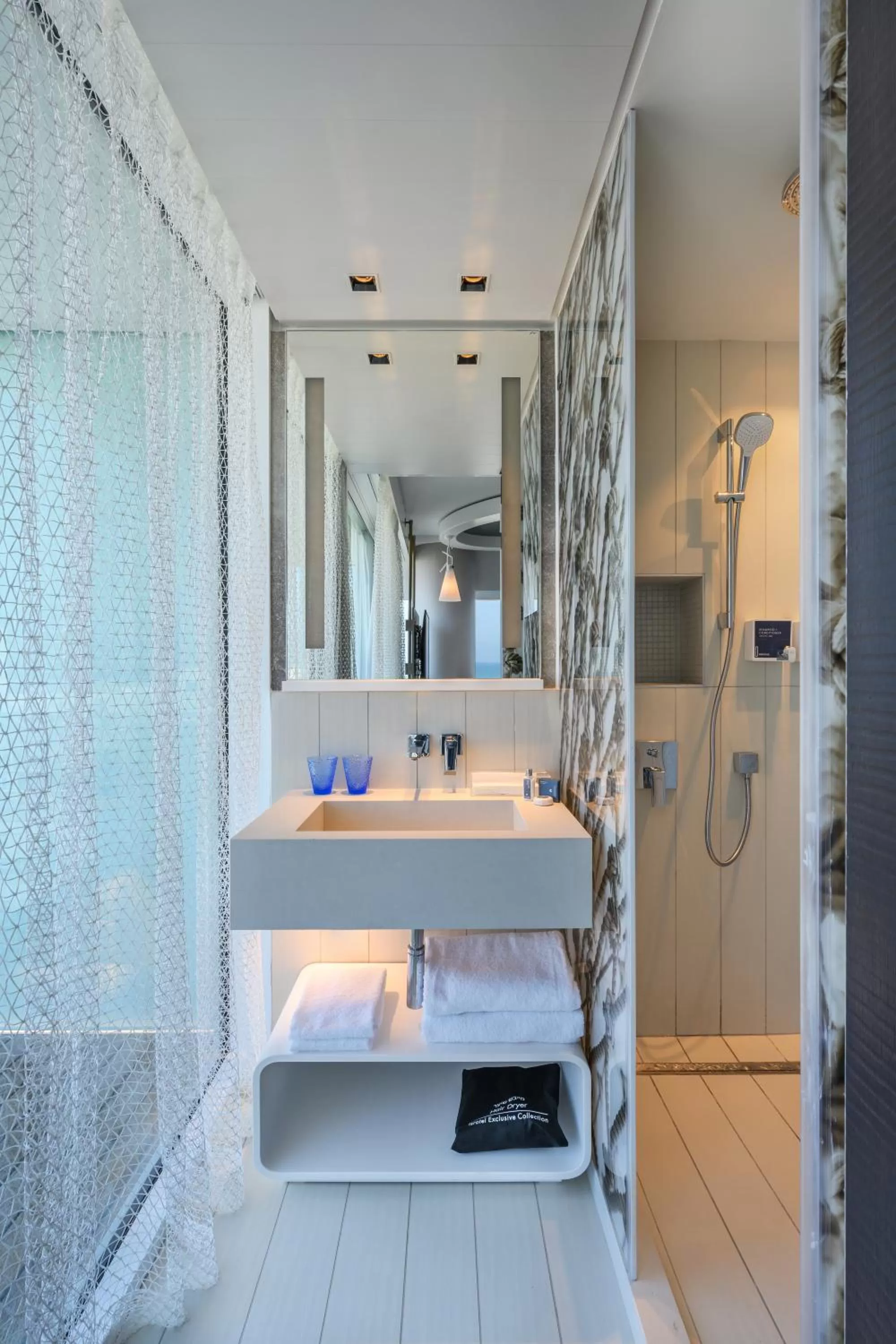 Bathroom, Bed in Port Tower by Isrotel Design