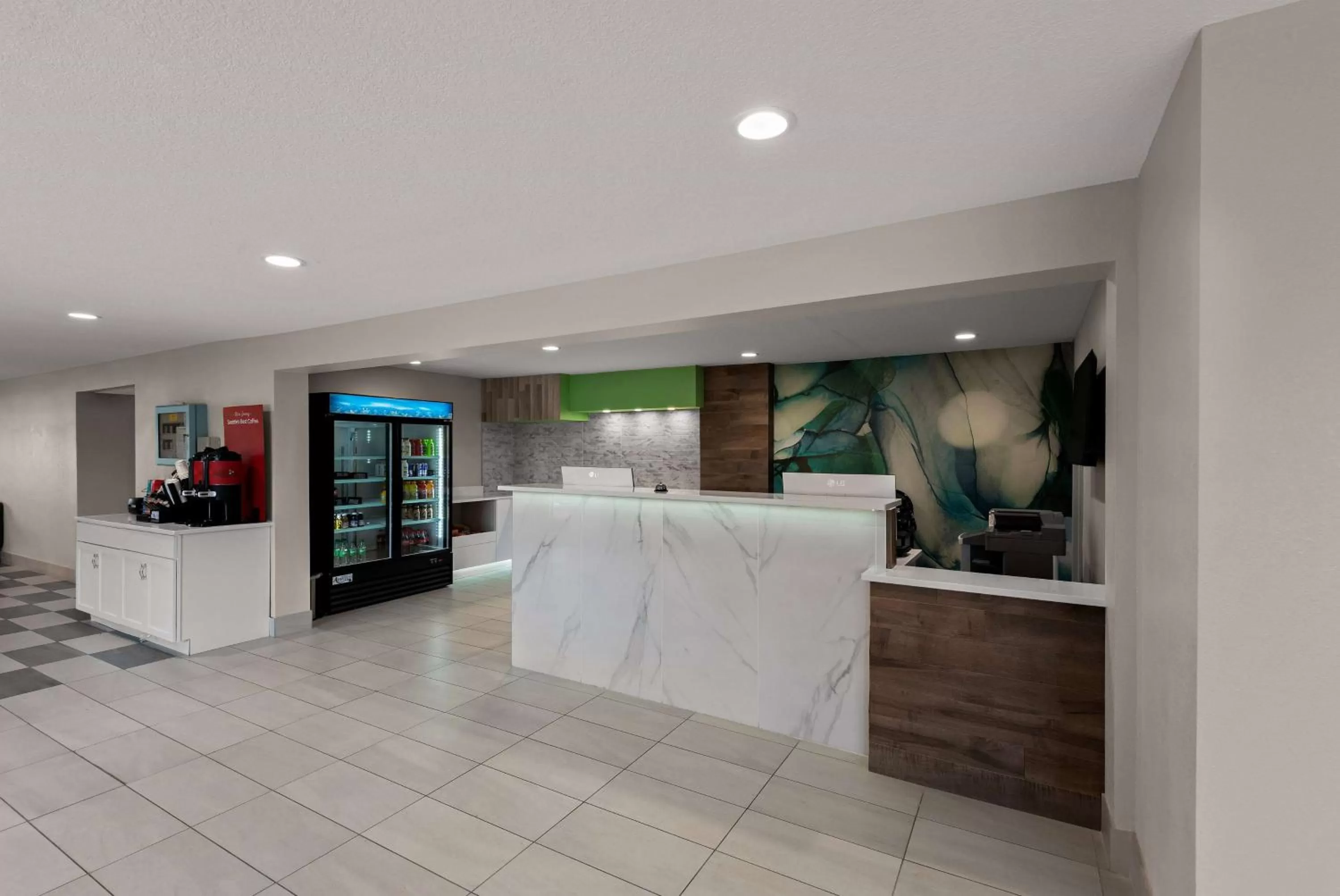 Lobby or reception, Bed in Wyndham Garden Ankeny