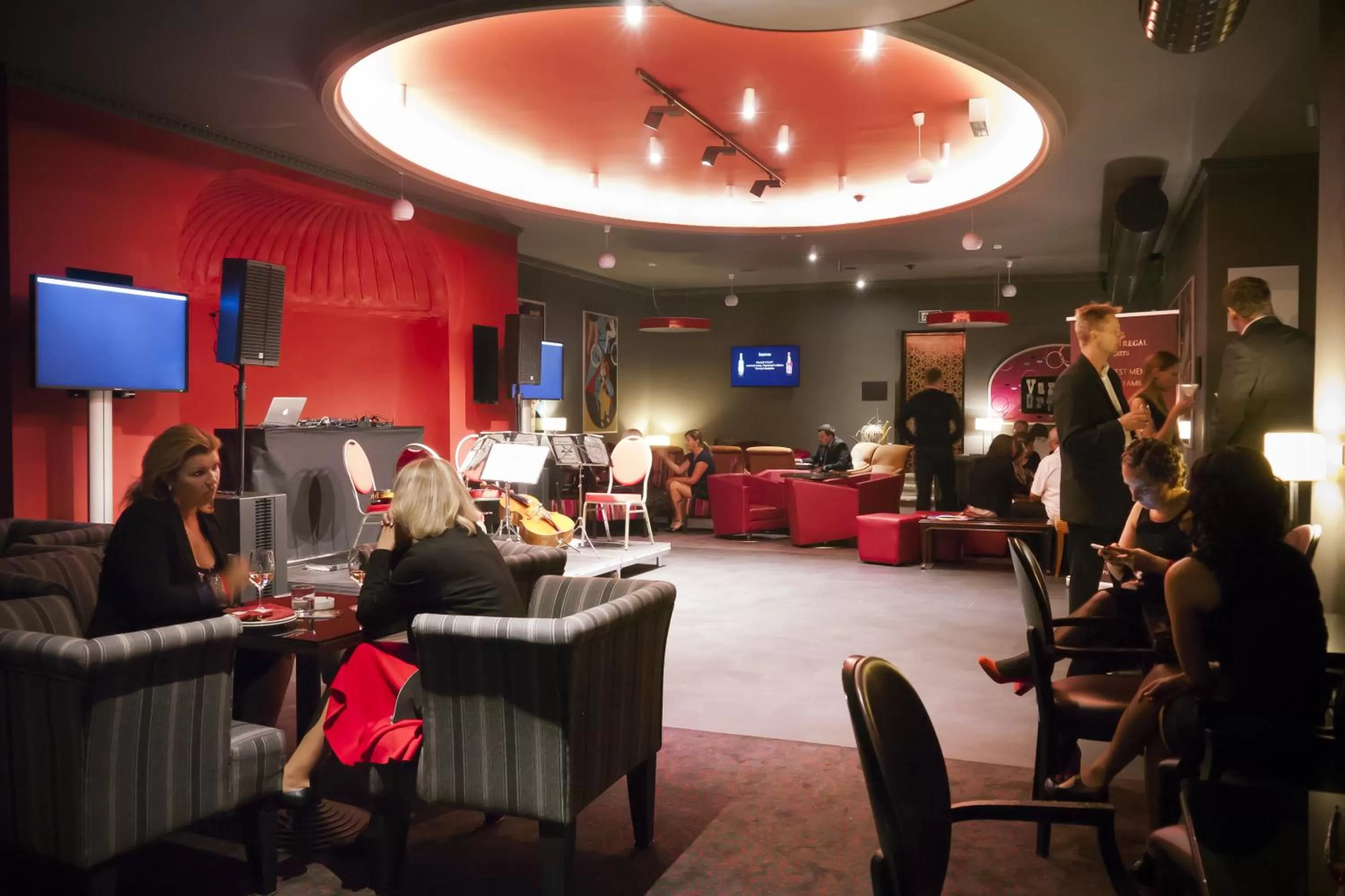 Lounge or bar in Grandhotel Ambassador Národní Dům