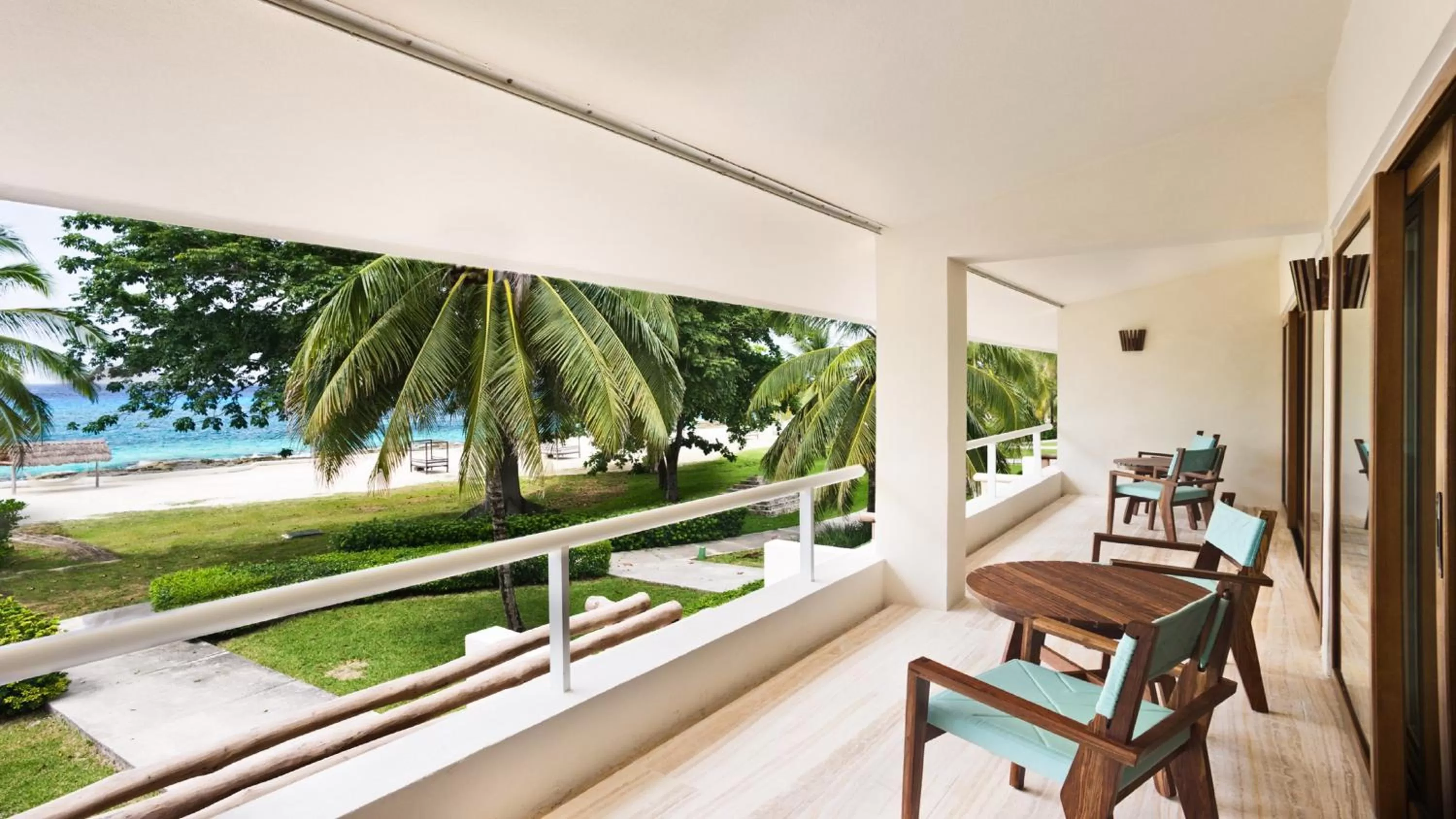 Photo of the whole room in Presidente InterContinental Cozumel Resort & Spa by IHG