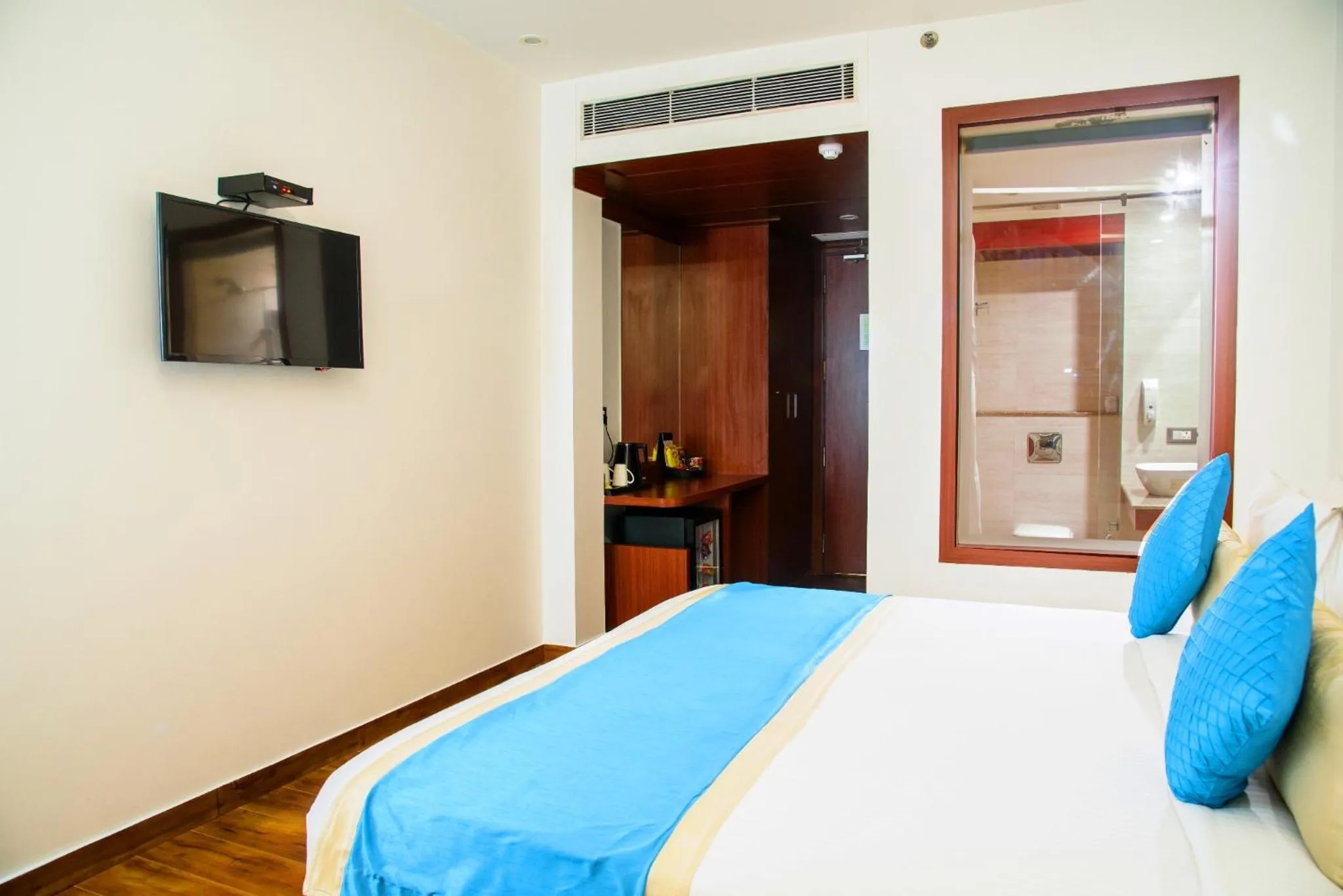 Bed in Hotel Ascent Biz