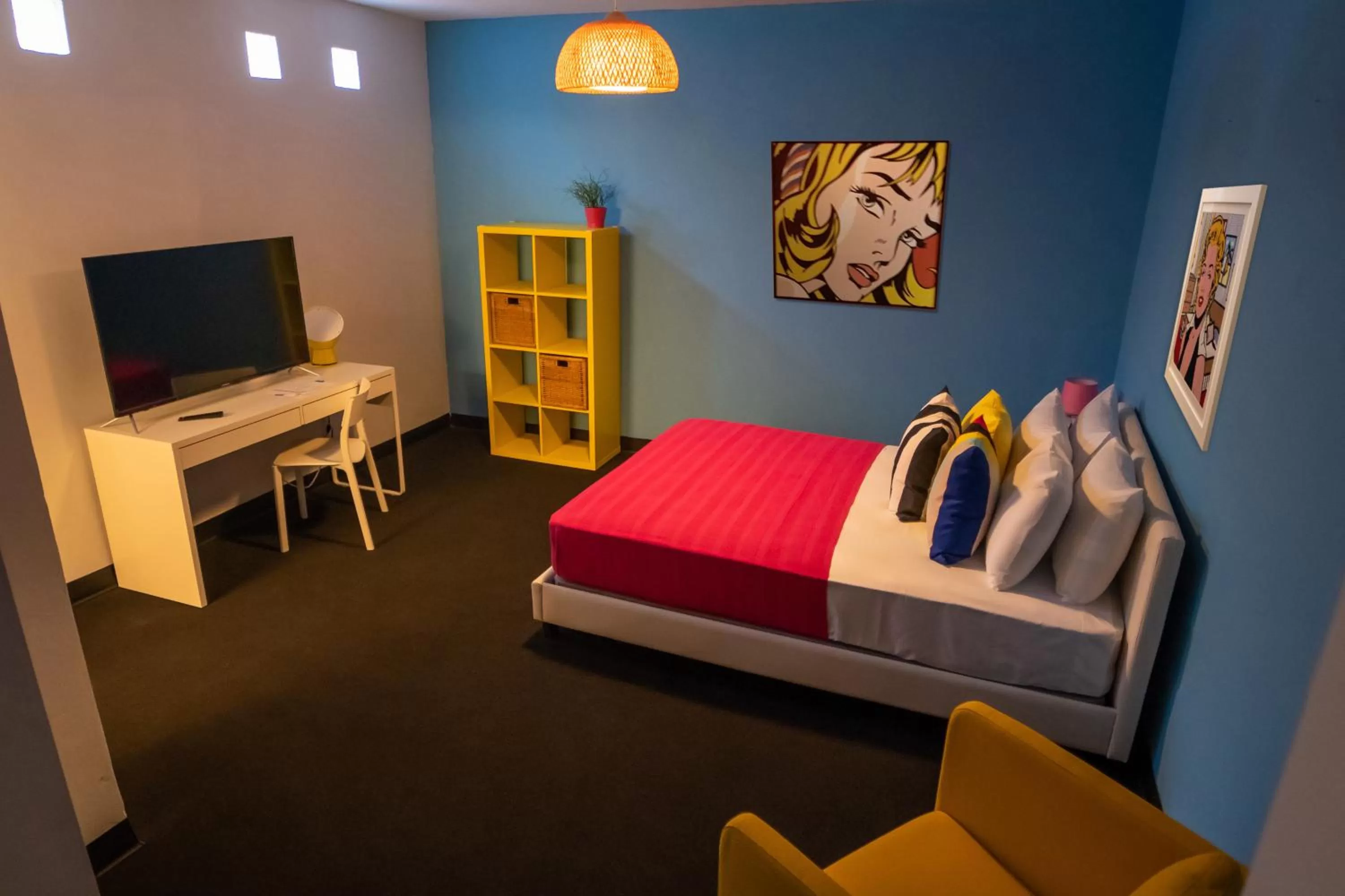 Bed in The Fox Hotel