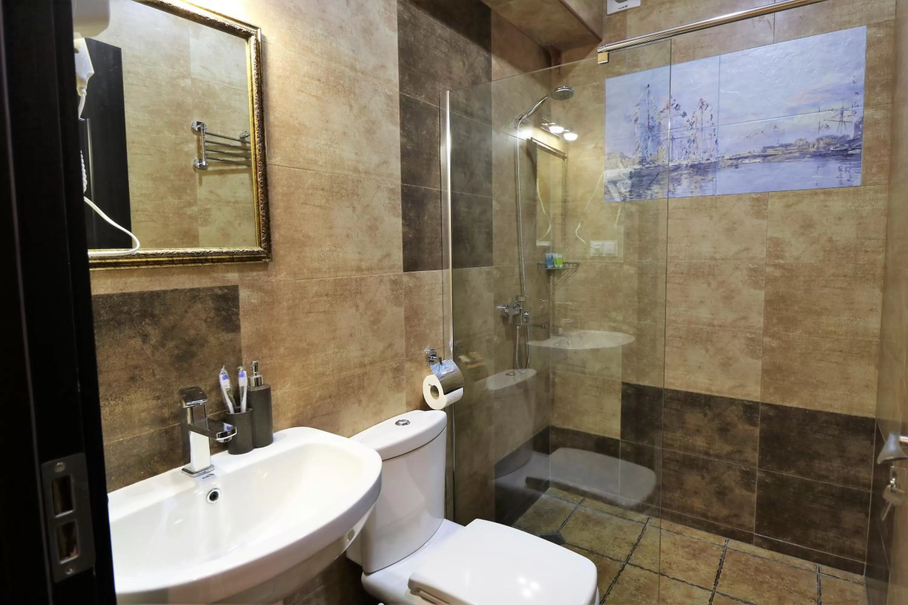 Bathroom in Hotel Liberty Theatre