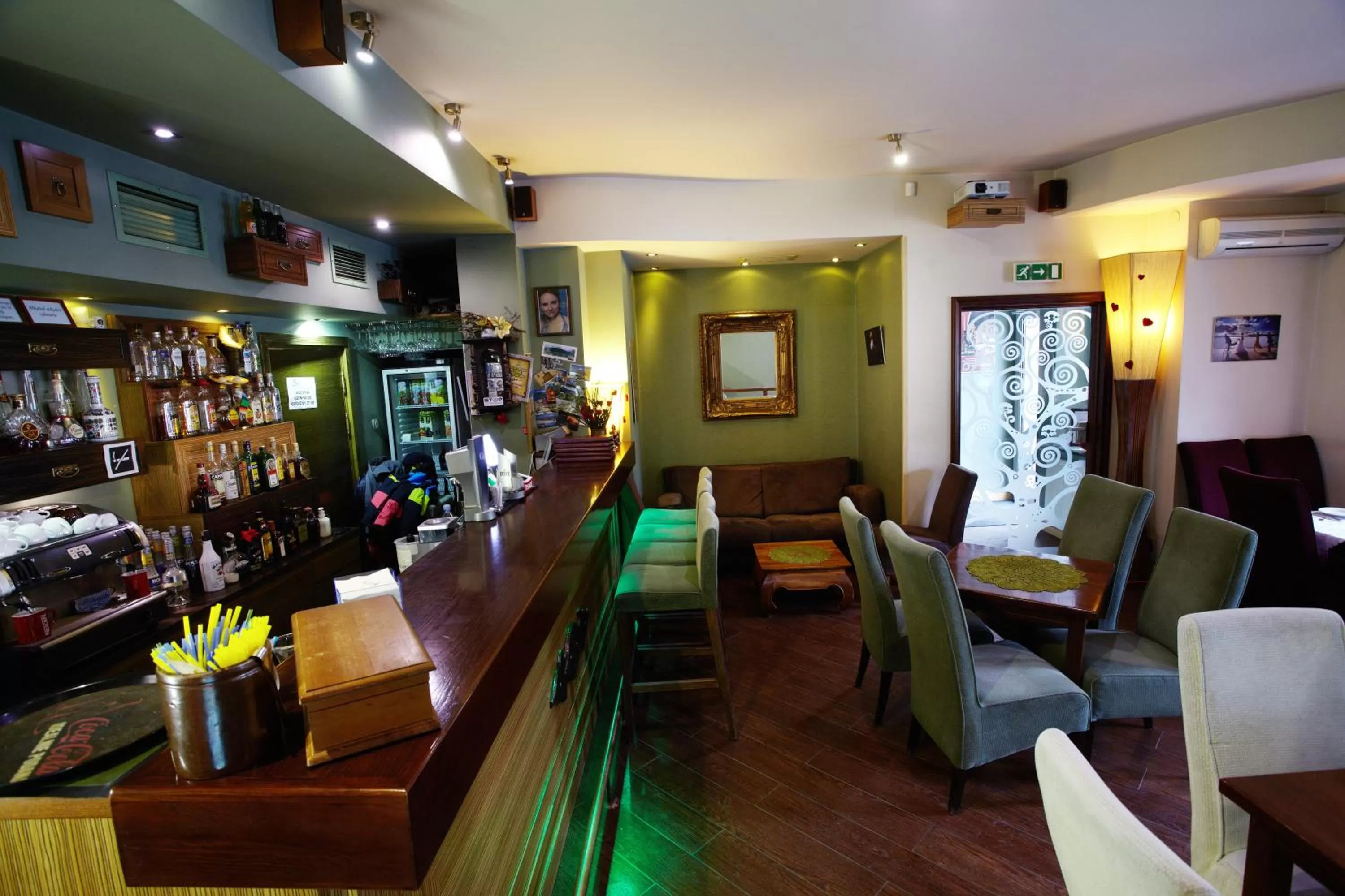 Restaurant/places to eat, Lounge/Bar in Szuflada