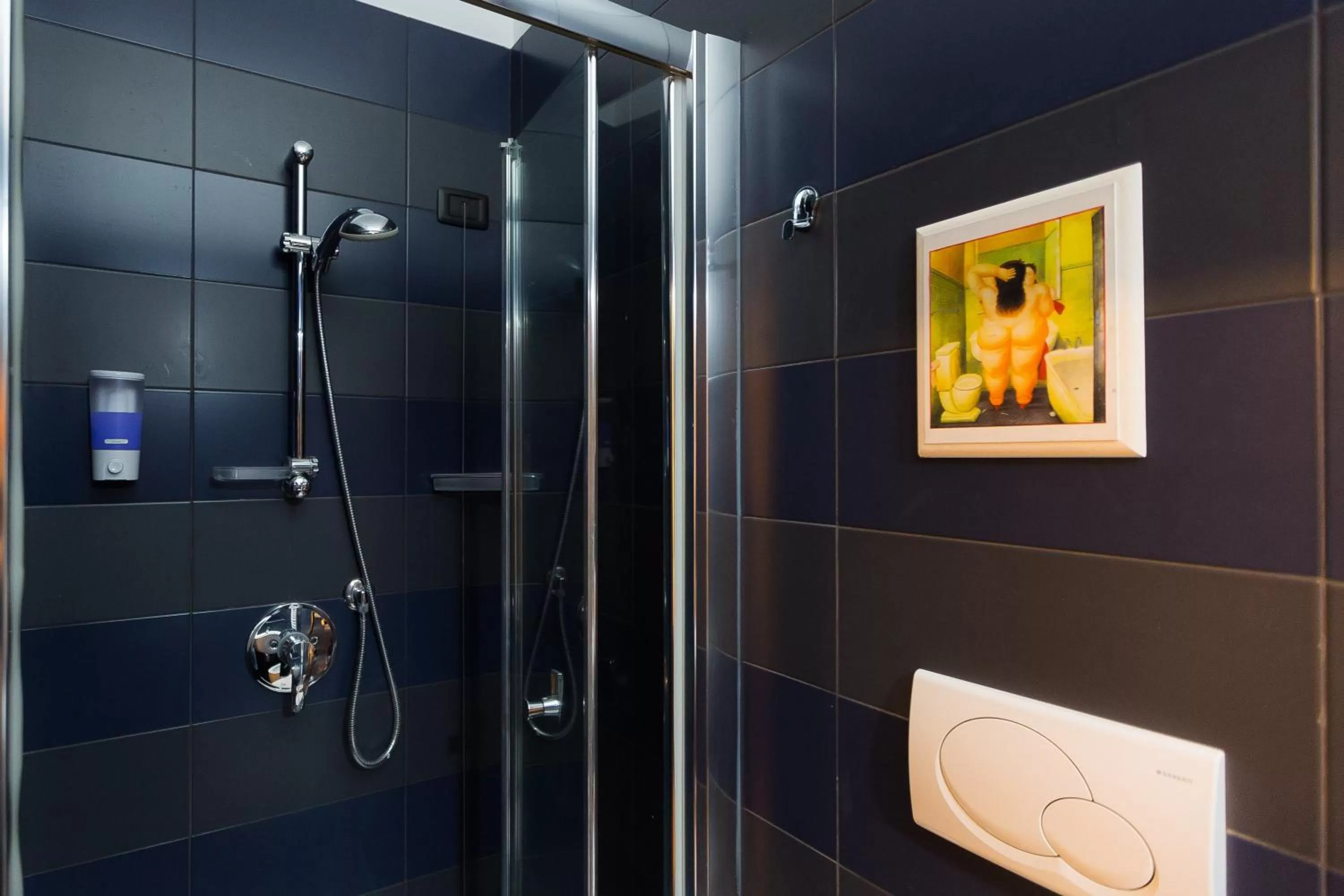 Shower in Filomena Arthouse