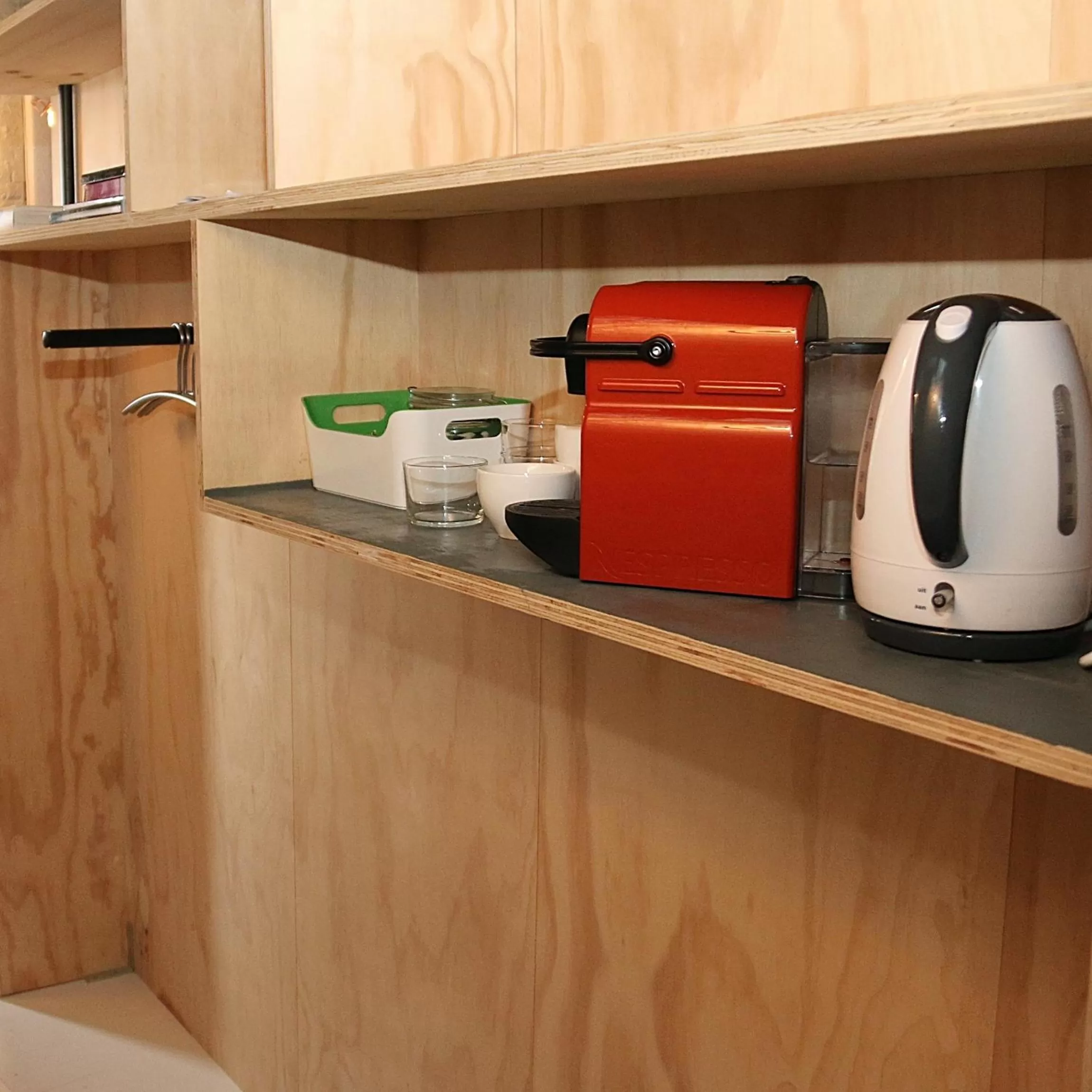 Coffee/tea facilities in De Pelsertoren