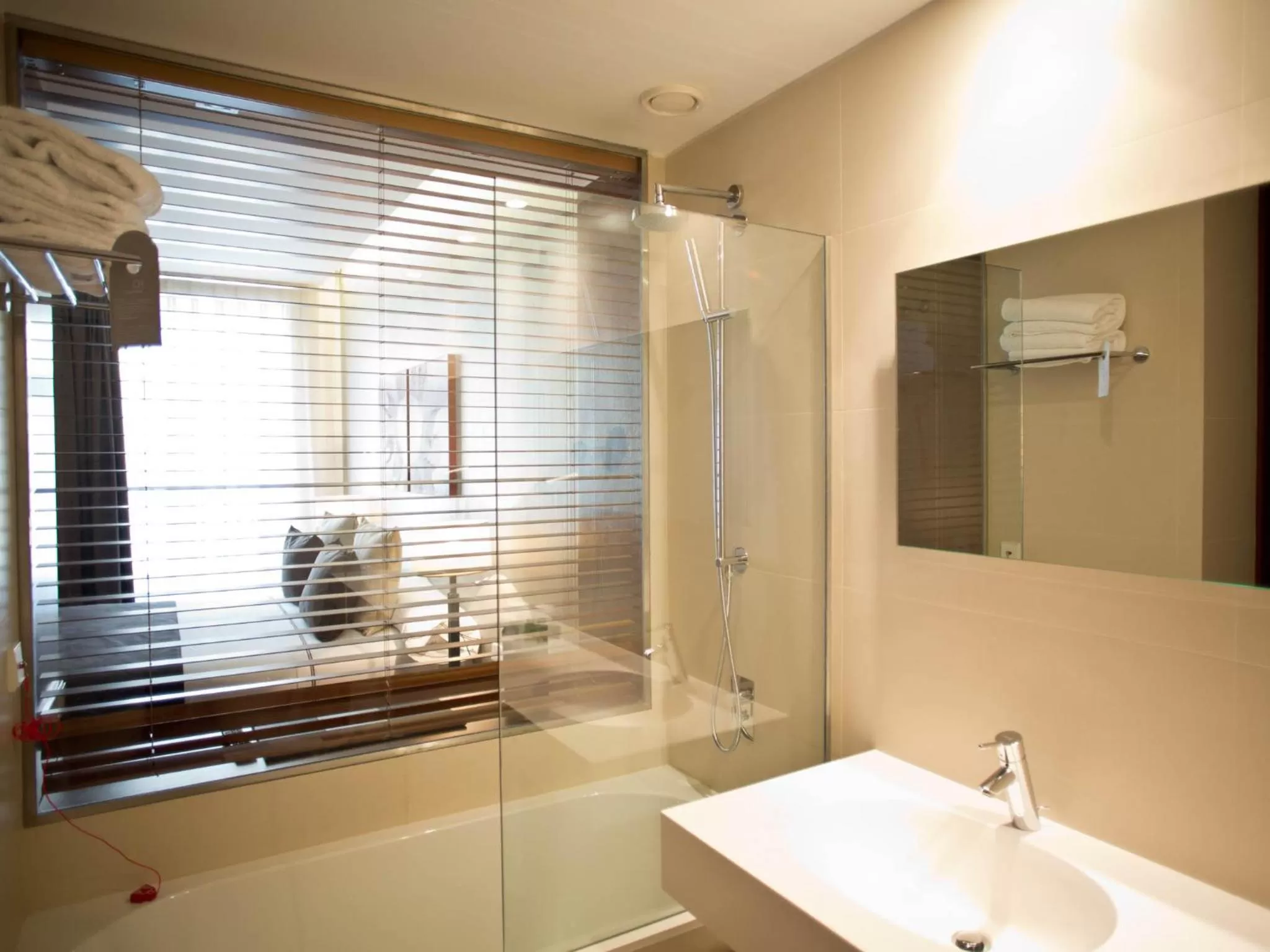 Bathroom in Hotel Carris Porto Ribeira