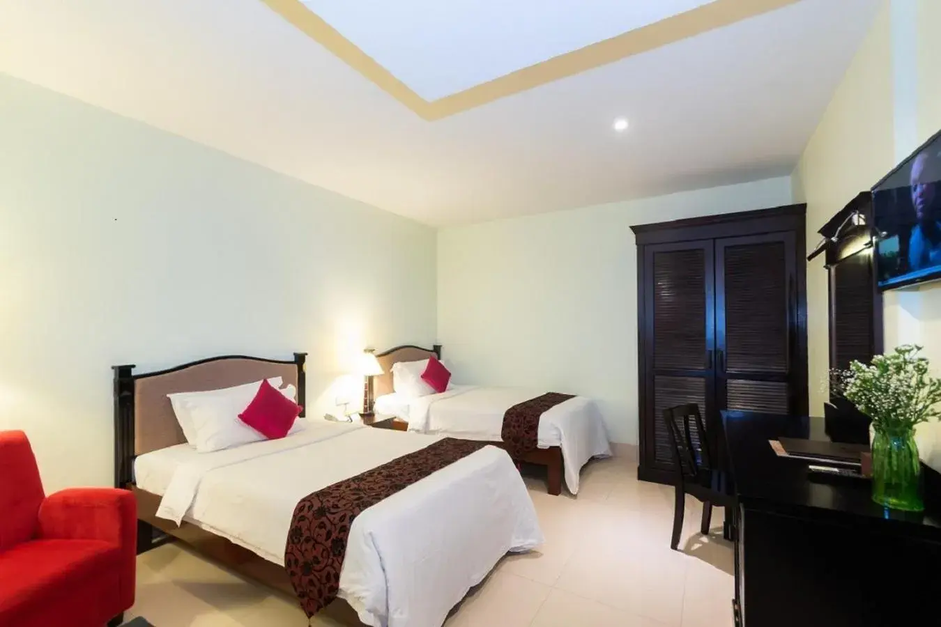 Superior Twin – No Window in Almond Hotel Sothearos Superior Twin – No Window in Almond Hotel Sothearos