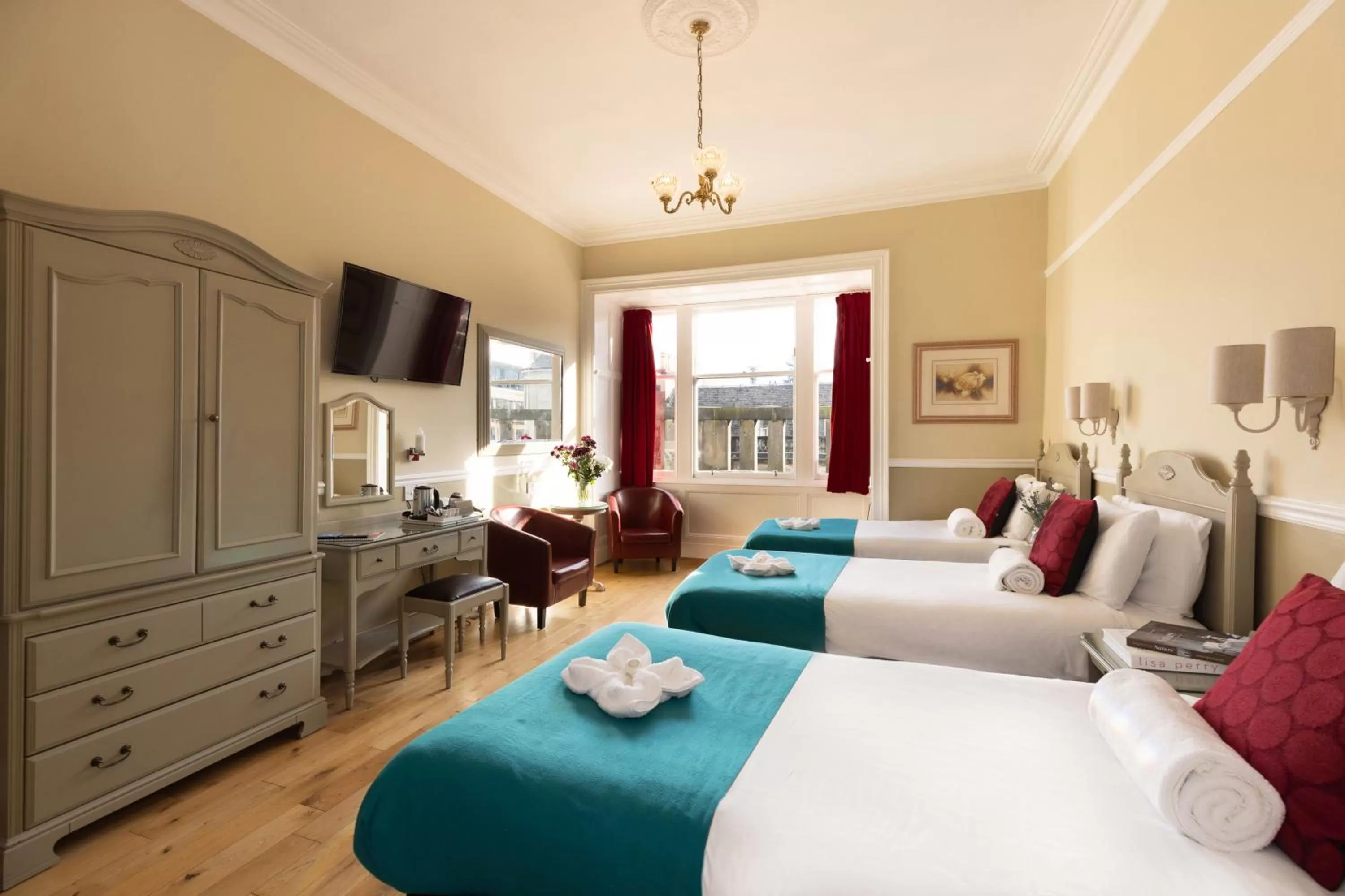 Bedroom, Bed in The Haymarket Hotel