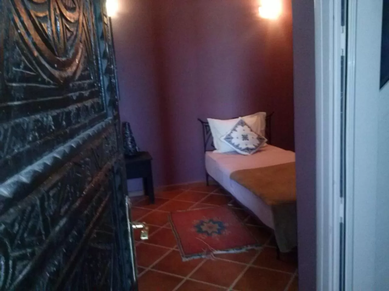 Bed in Hôtel La Corniche