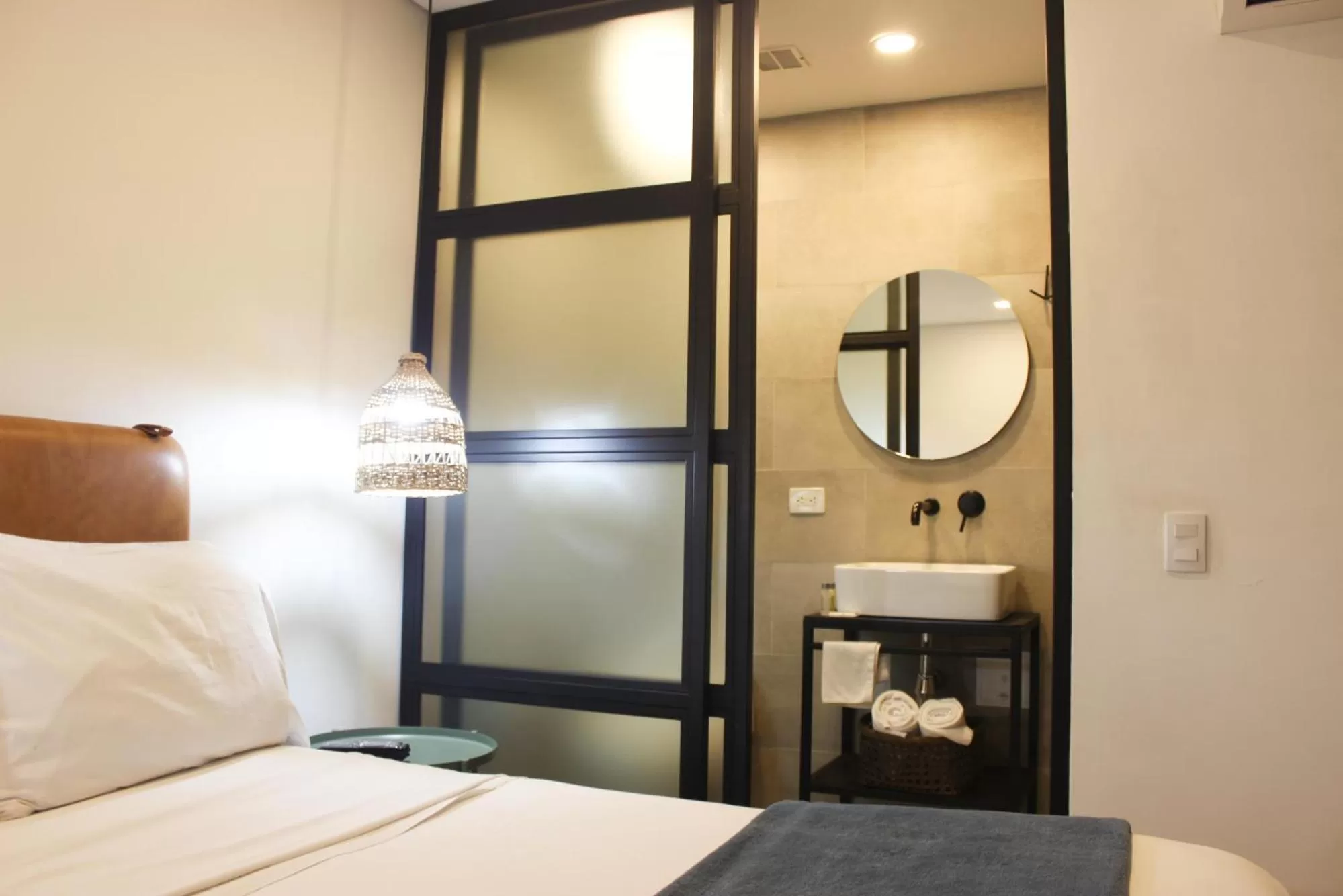 Bathroom in 574 Hotel