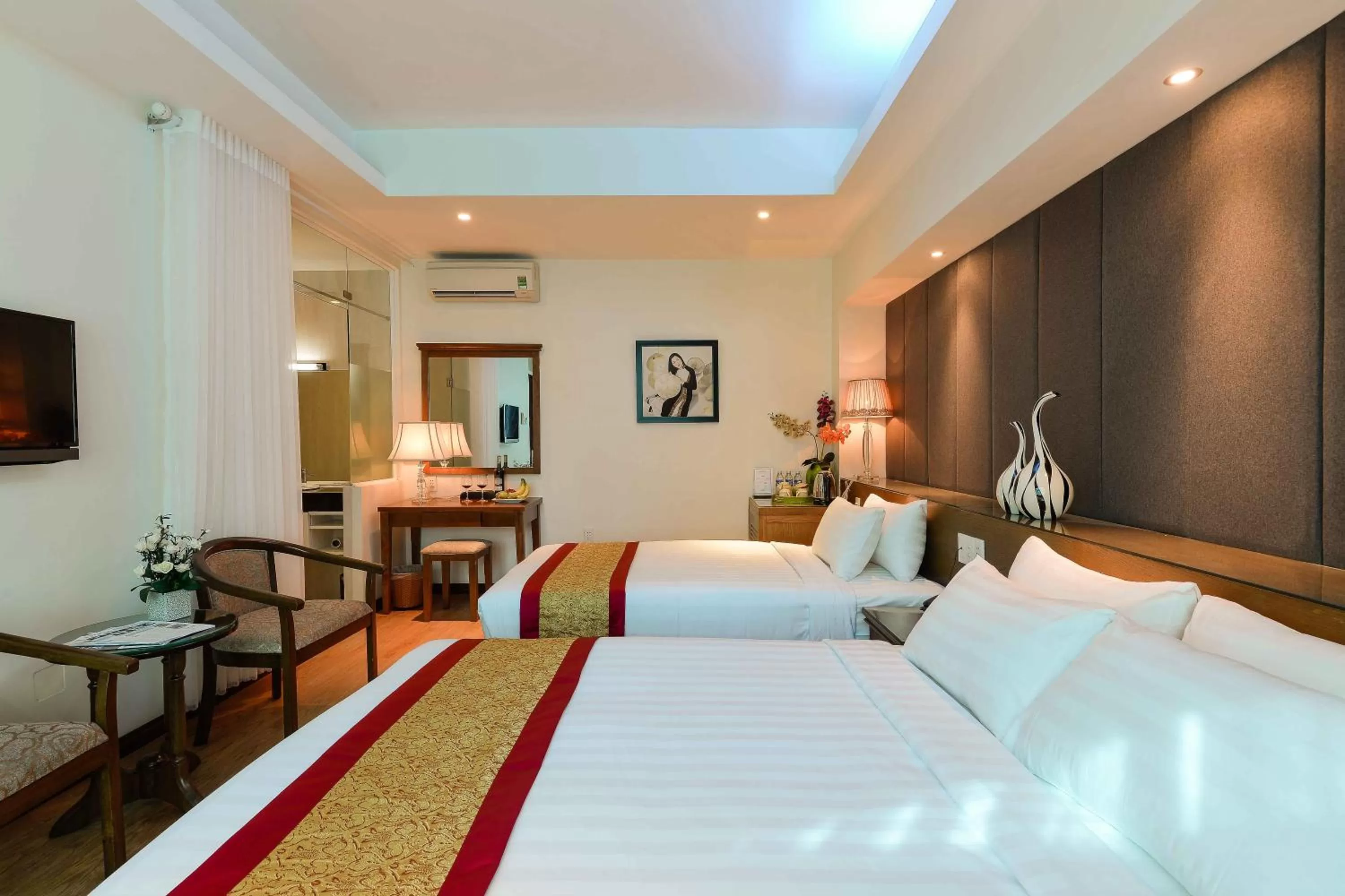 Bed in Saigonciti Hotel A