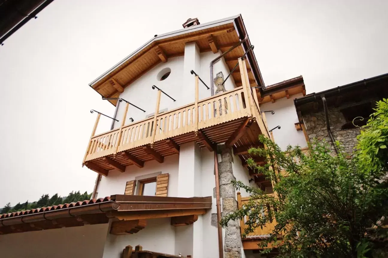 Duplex Apartment (5 Adults) in Albergo Diffuso Tolmezzo Duplex Apartment (5 Adults) in Albergo Diffuso Tolmezzo