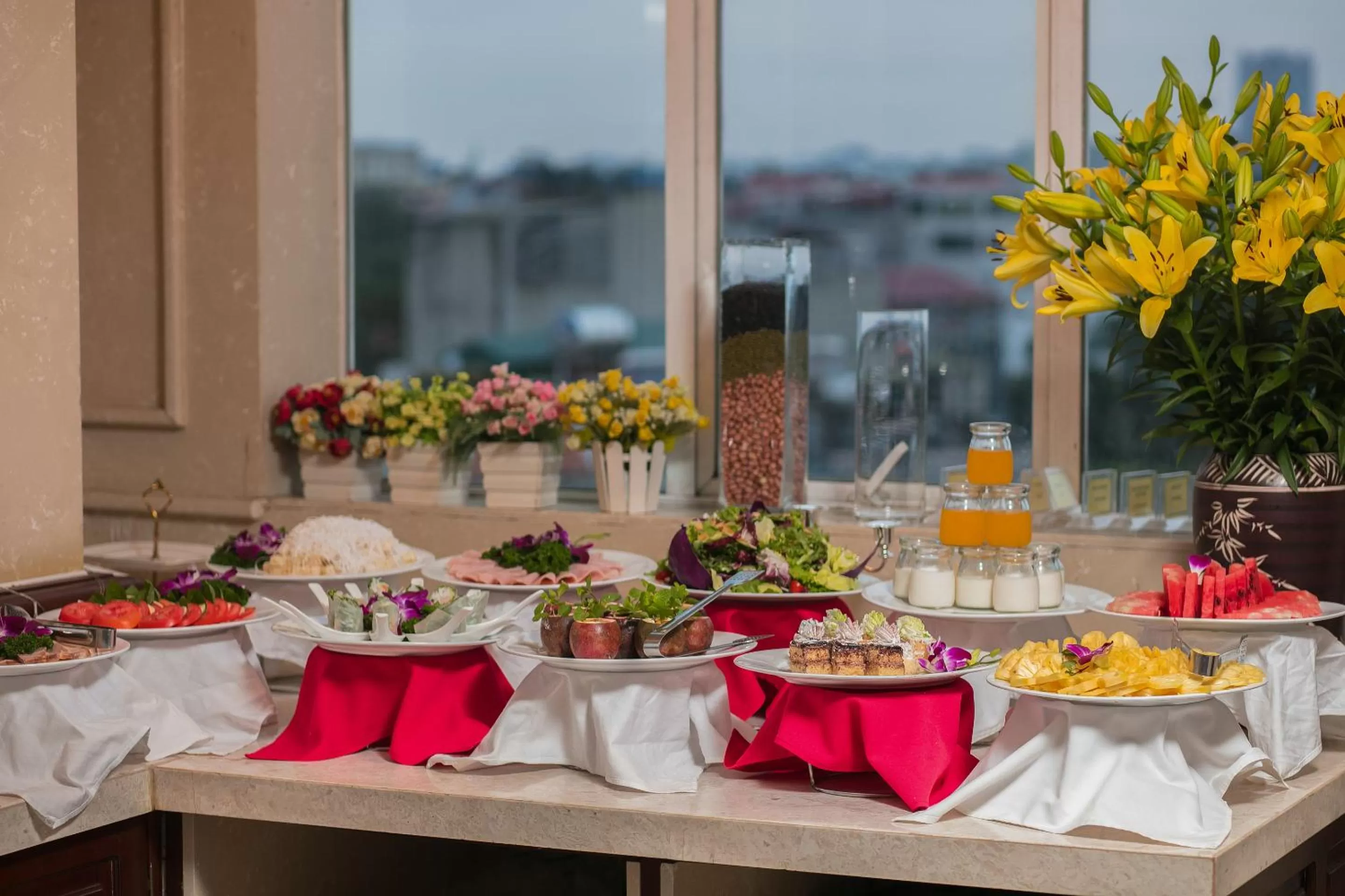 Continental breakfast in Hanoi Emotion Hotel