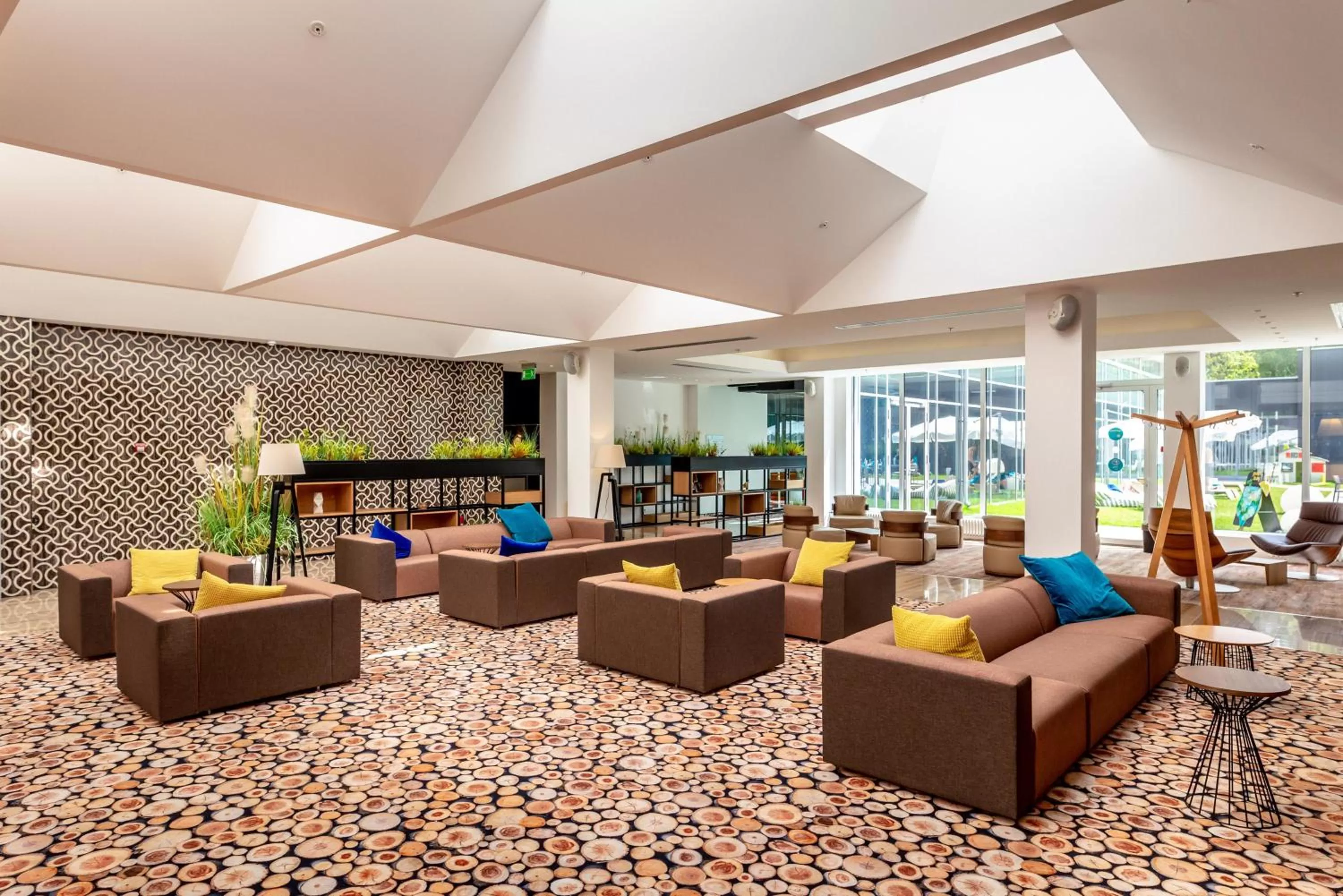 Lobby or reception in Lielupe Hotel SPA & Conferences by Semarah