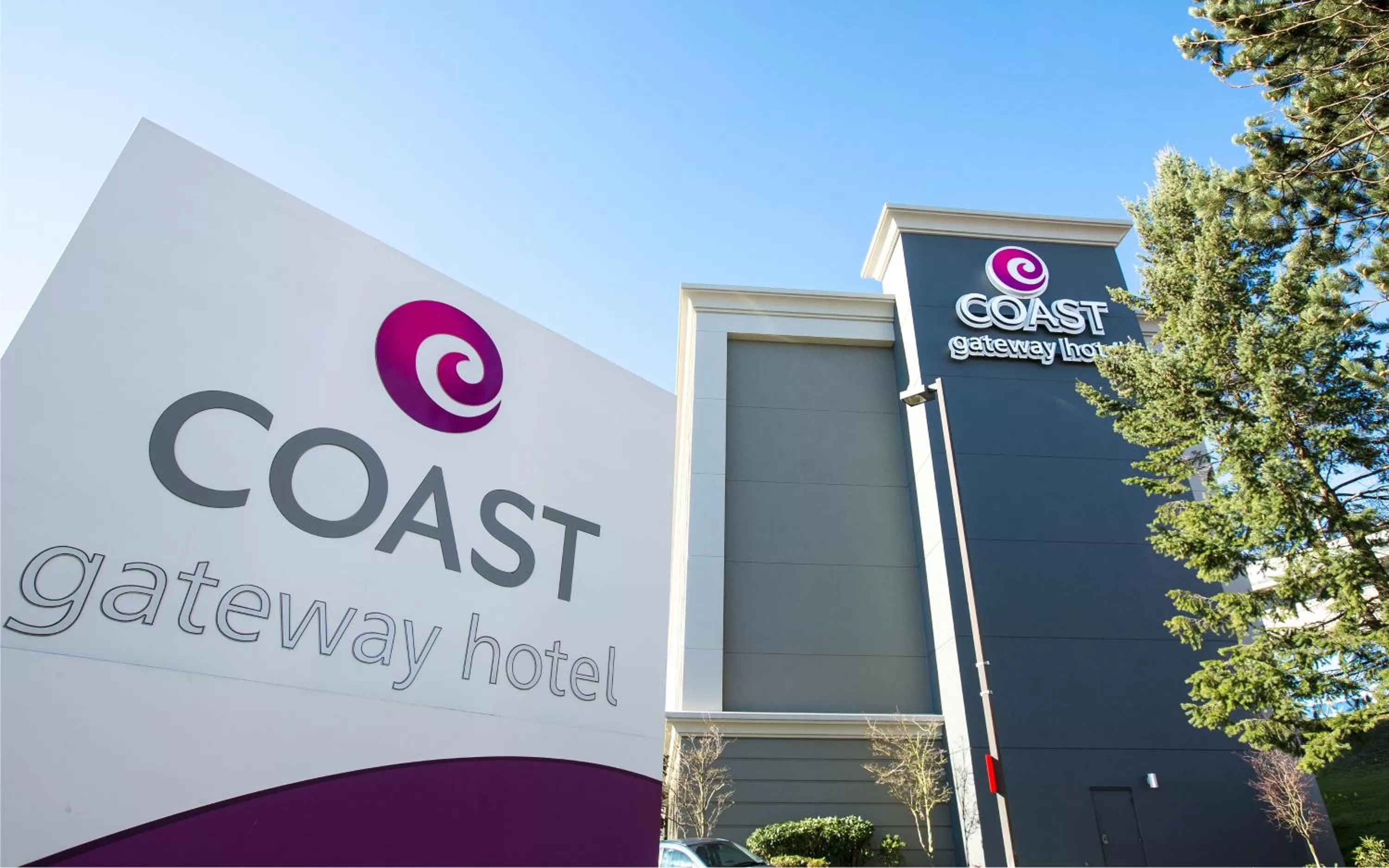 Facade/entrance in Coast Gateway Hotel