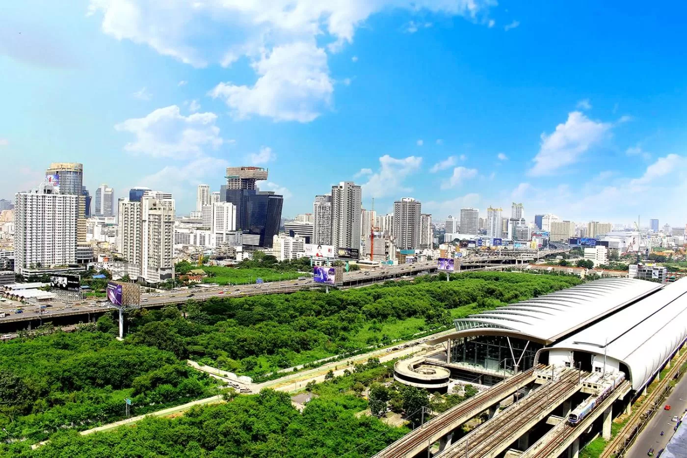 Off site in Mercure Bangkok Makkasan