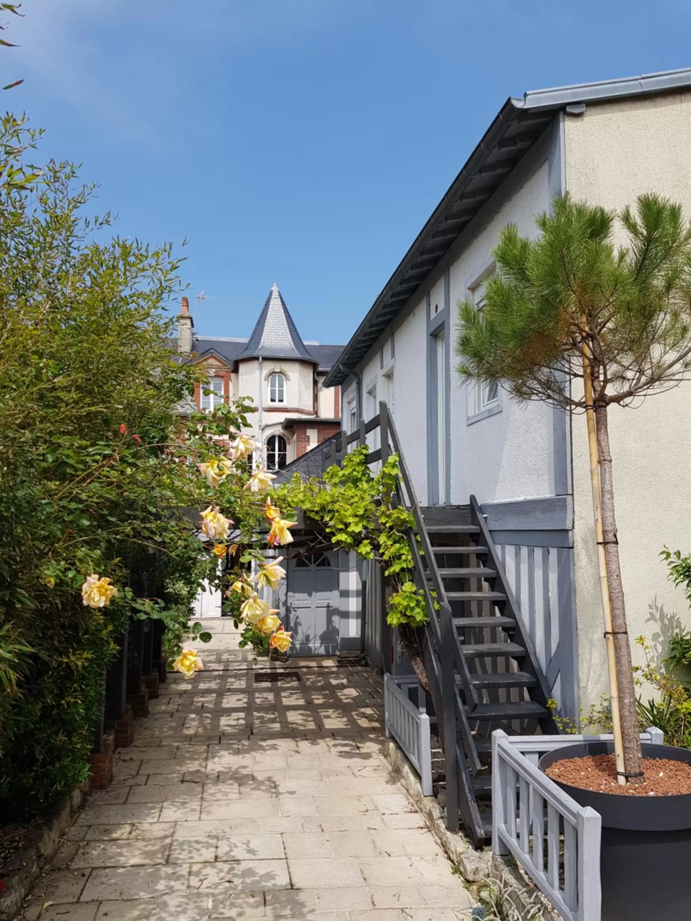 Patio in Les Cabines