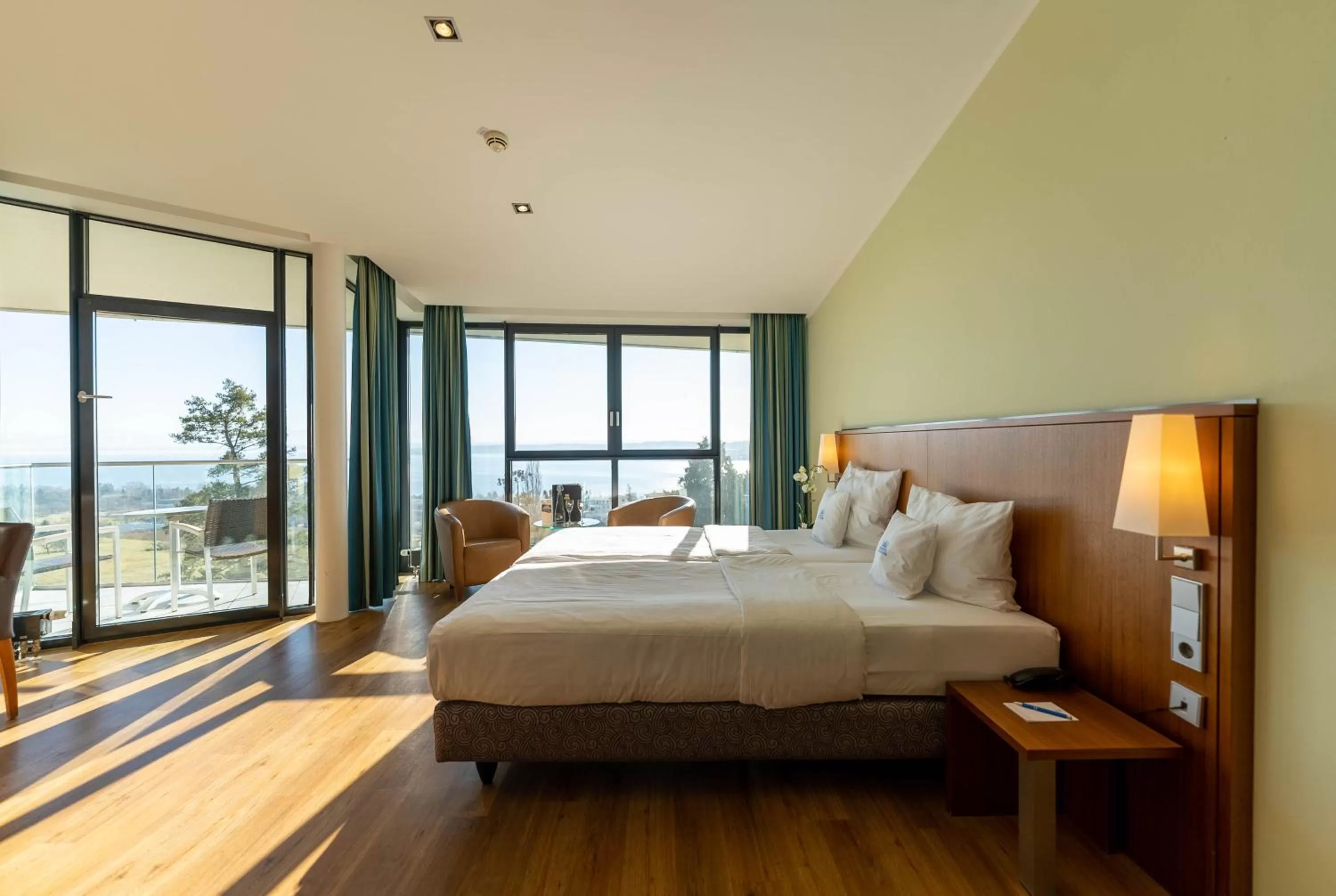 Bed in Parkhotel St.Leonhard