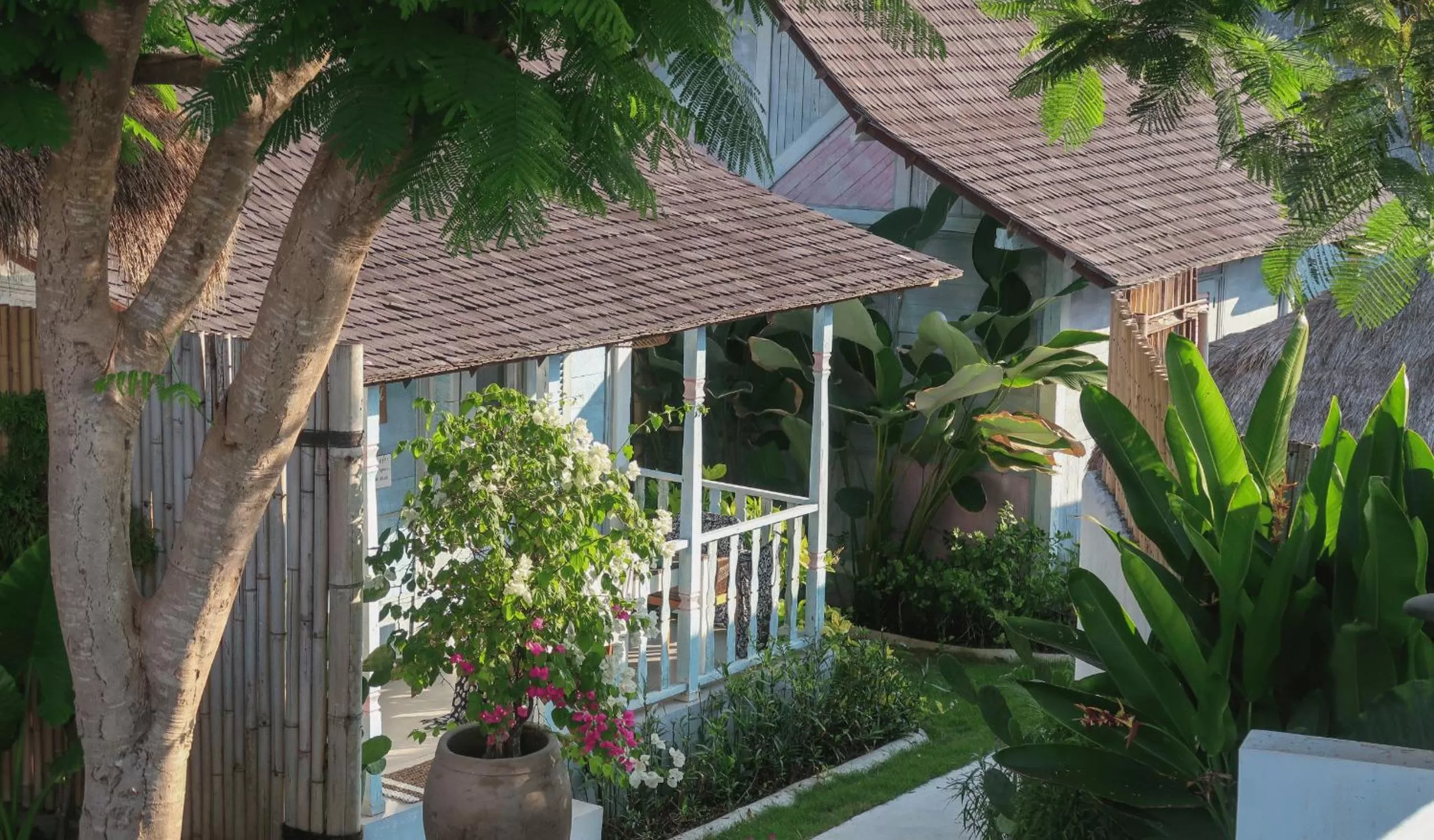 Property building in The Shacks at Sandy Bay