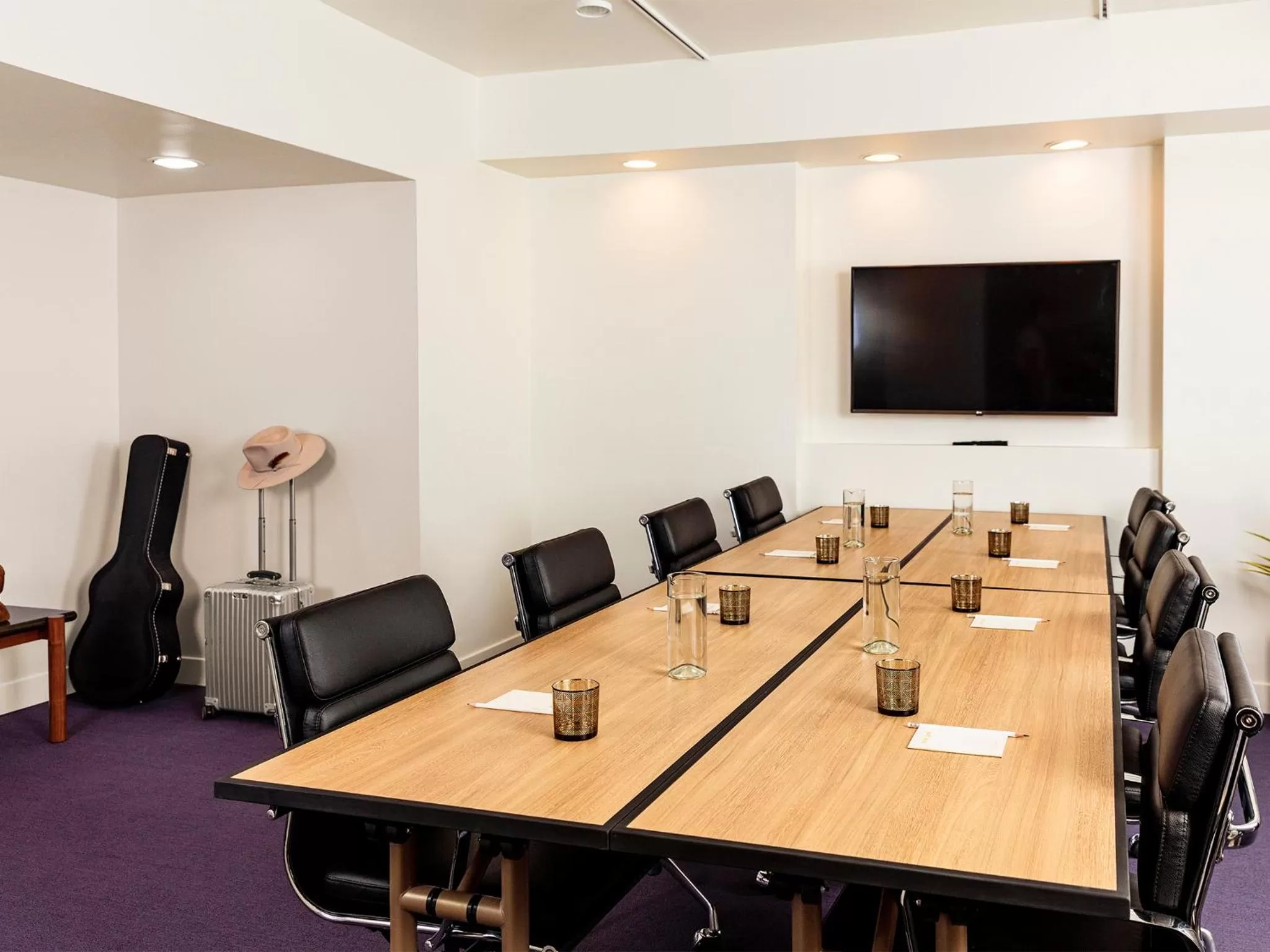 Meeting/conference room in Hotel June West LA, a Member of Design Hotels