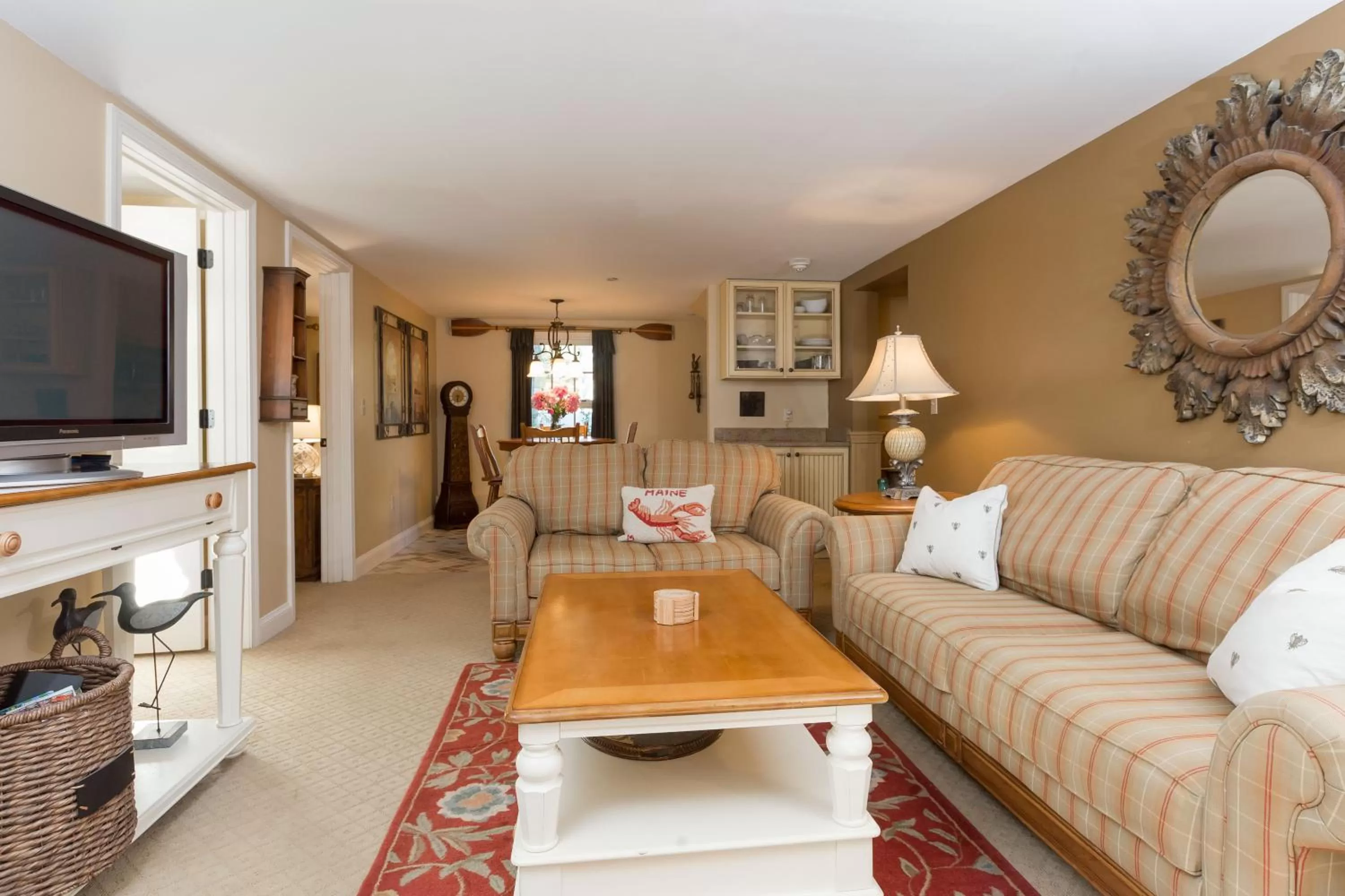 Living room, Seating Area in Sheepscot Harbour Village Resort