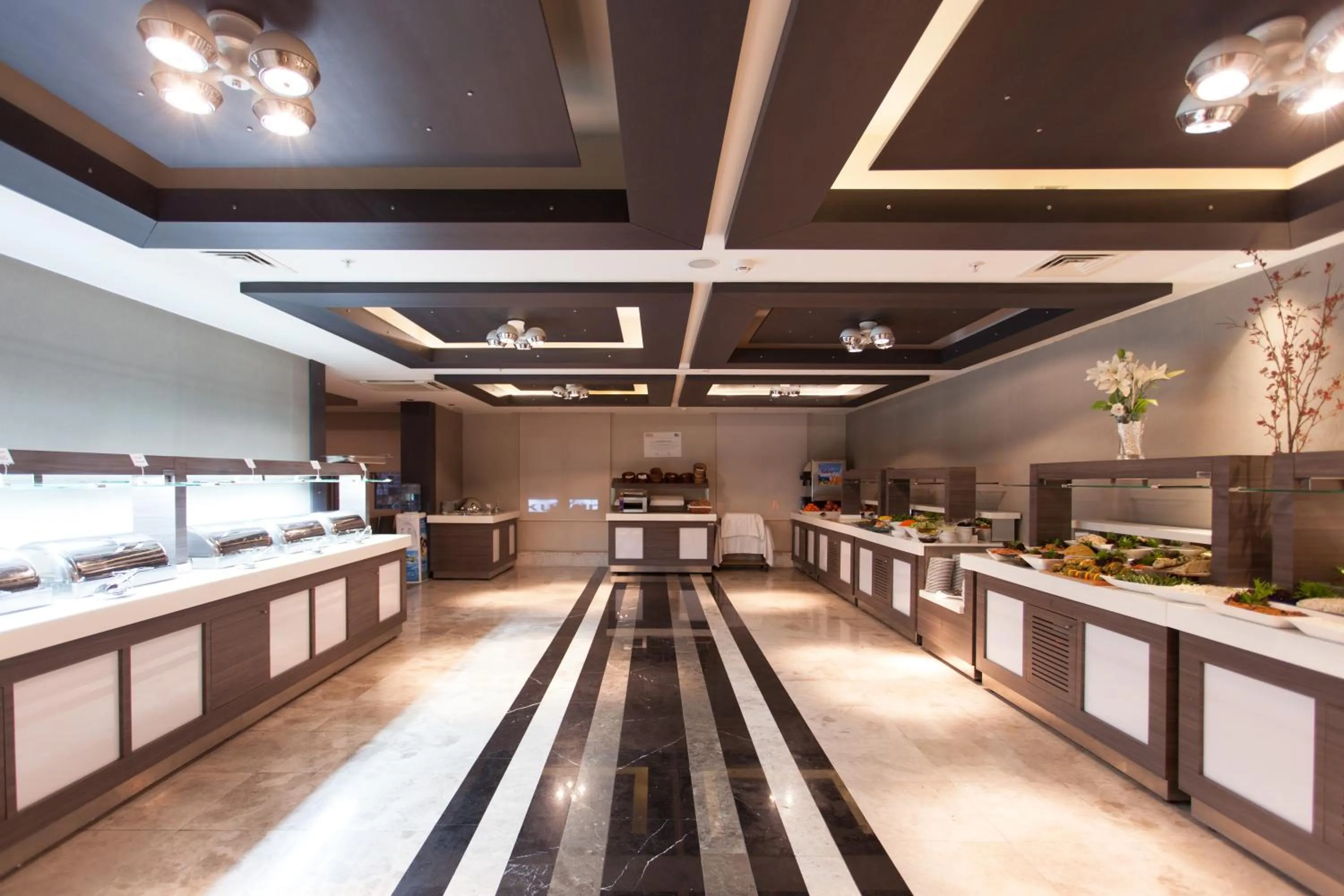 Restaurant/places to eat in Kervansaray Bursa City Hotel