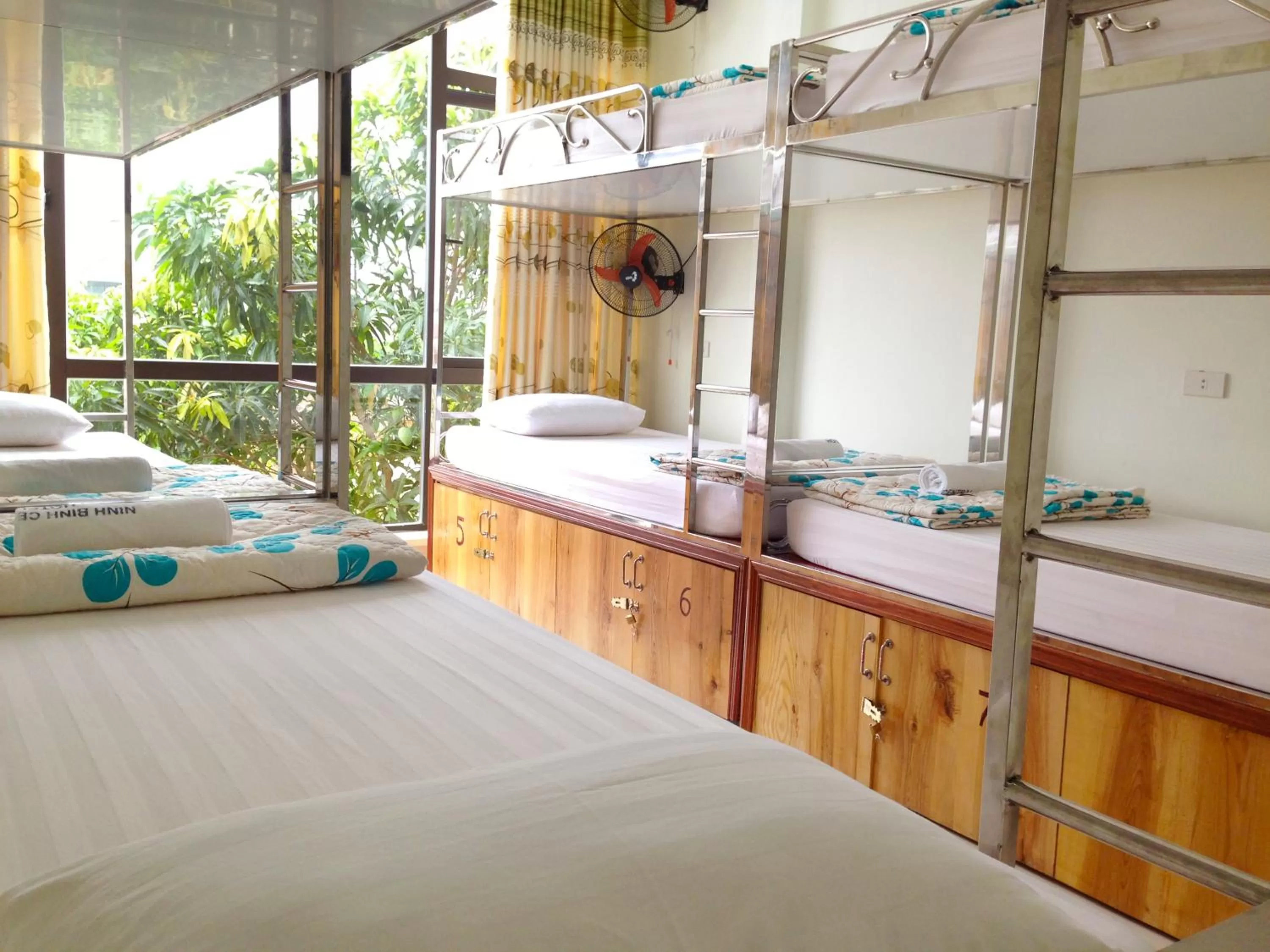 Day, Bed in Ninh Binh Central Hotel