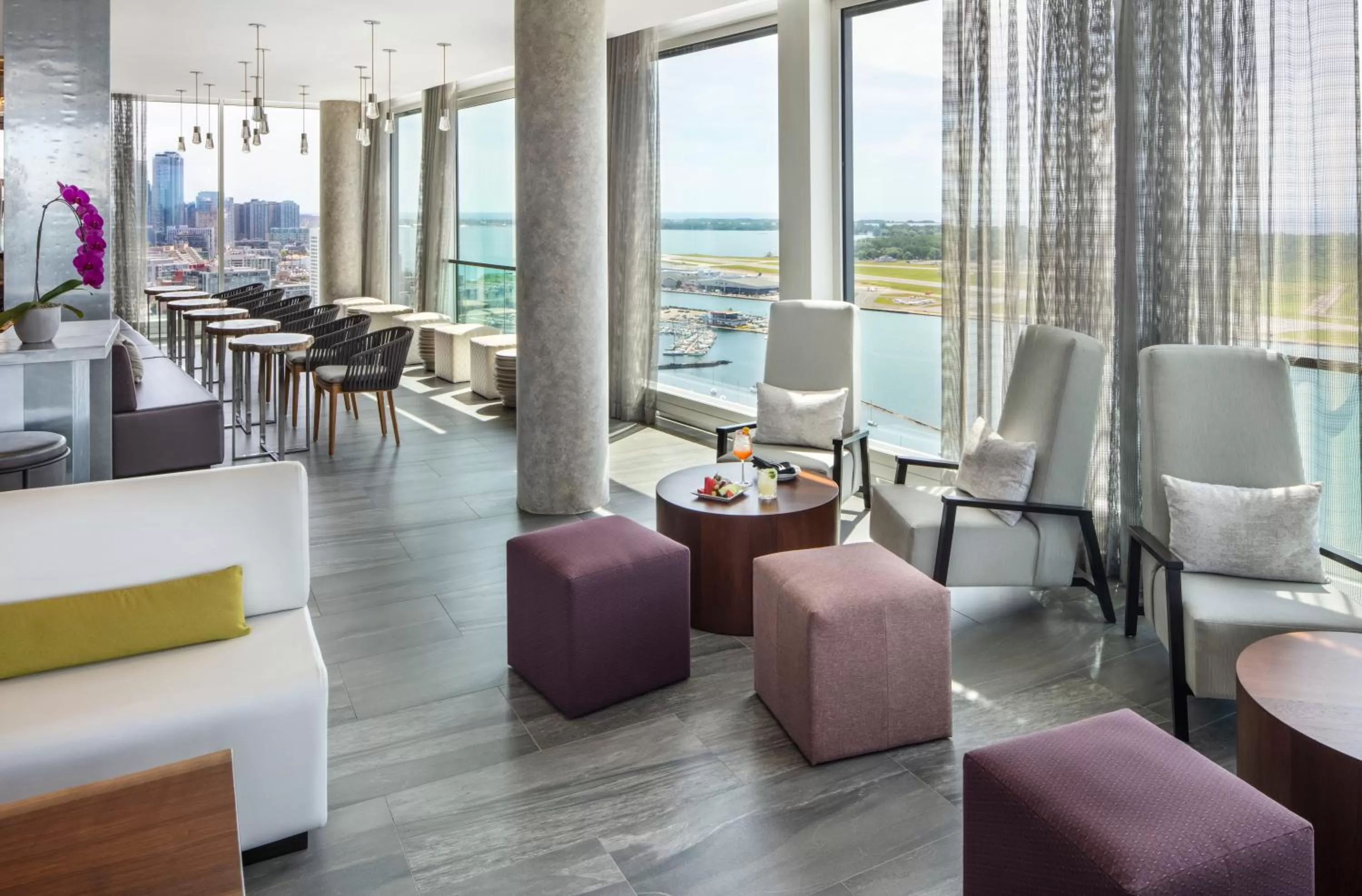 Restaurant/places to eat in Hotel X Toronto, a Destination by Hyatt Hotel