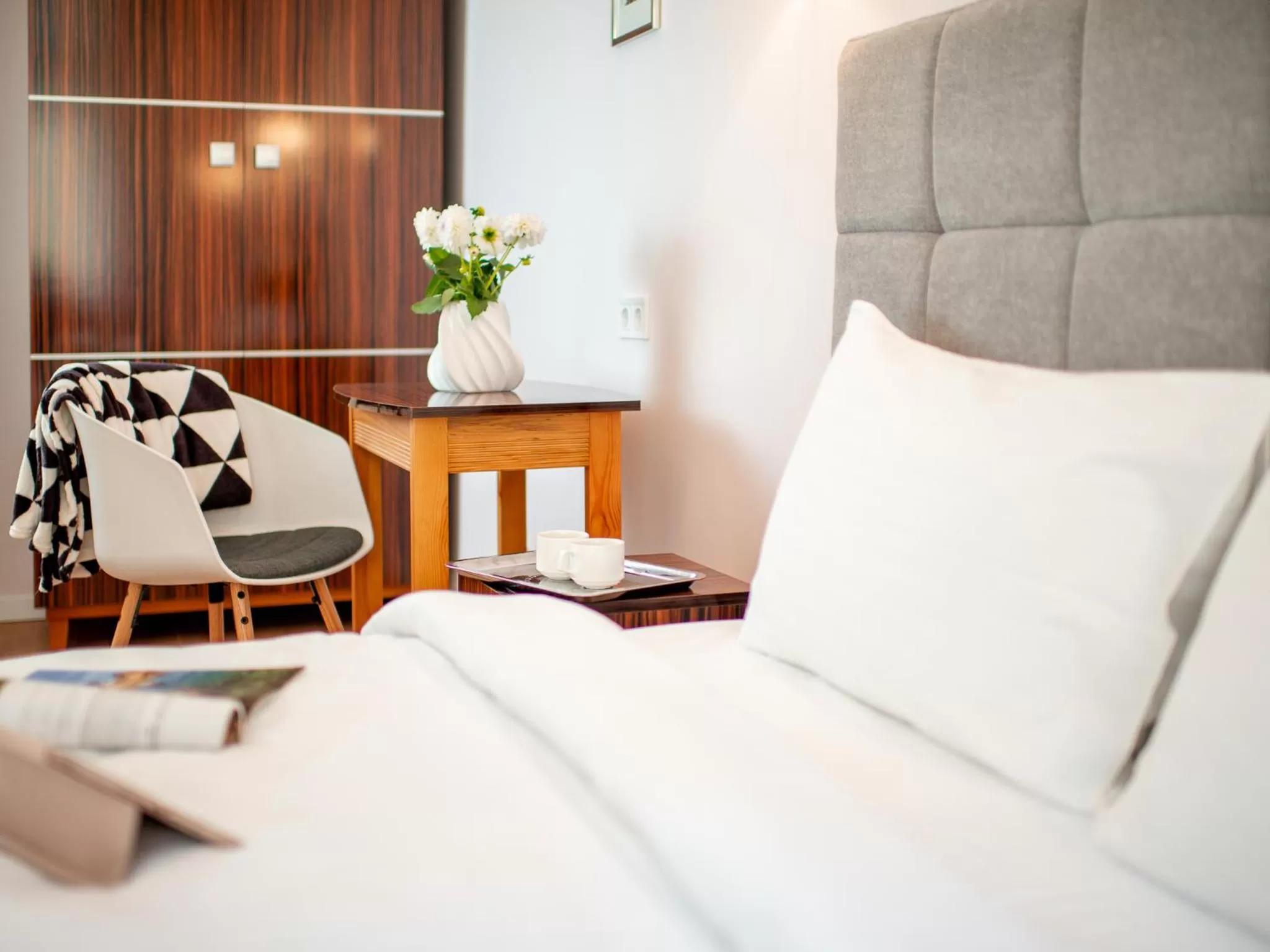 Photo of the whole room, Bed in Art Deco Central Rooms