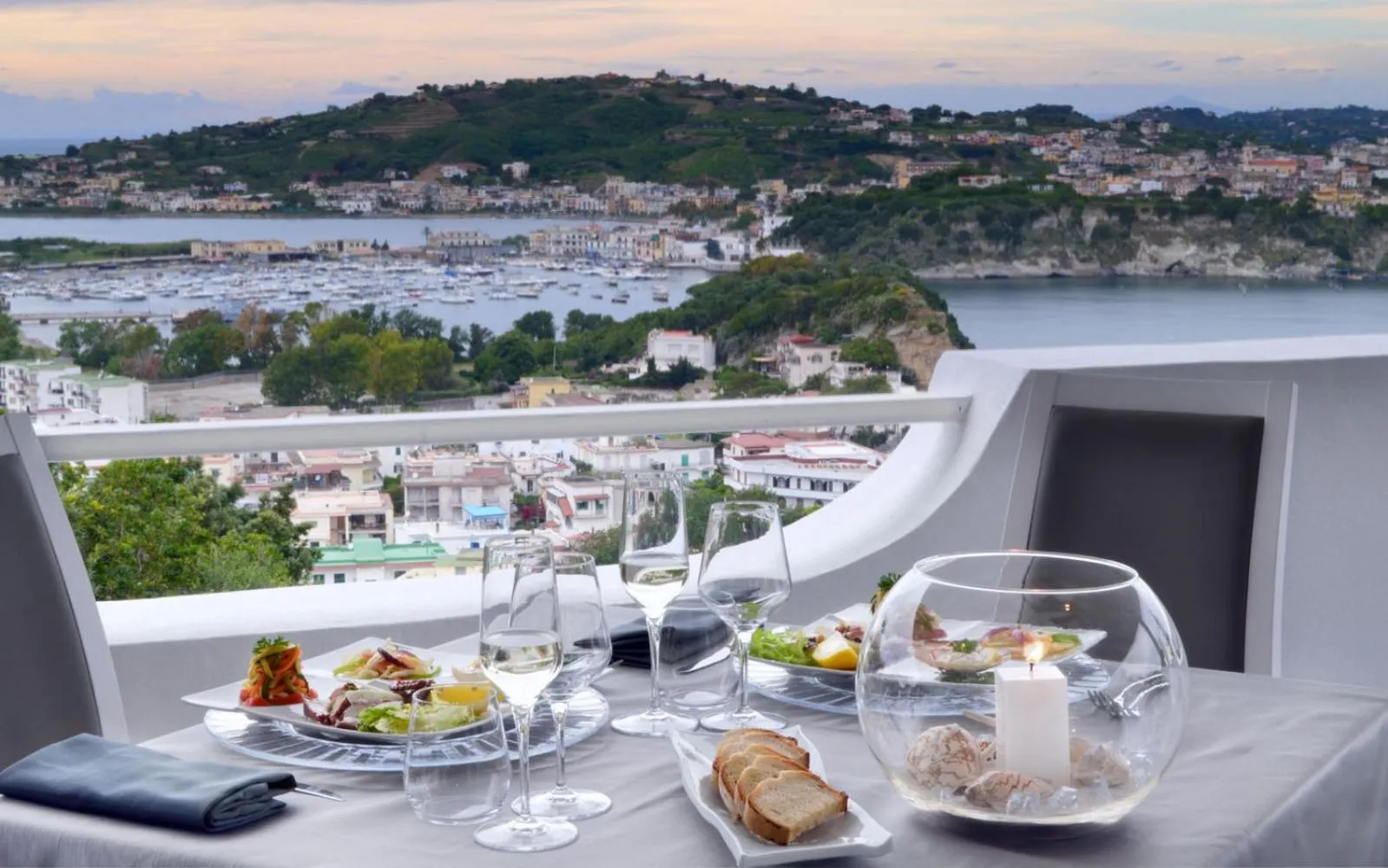 Day in Hotel Cala Moresca