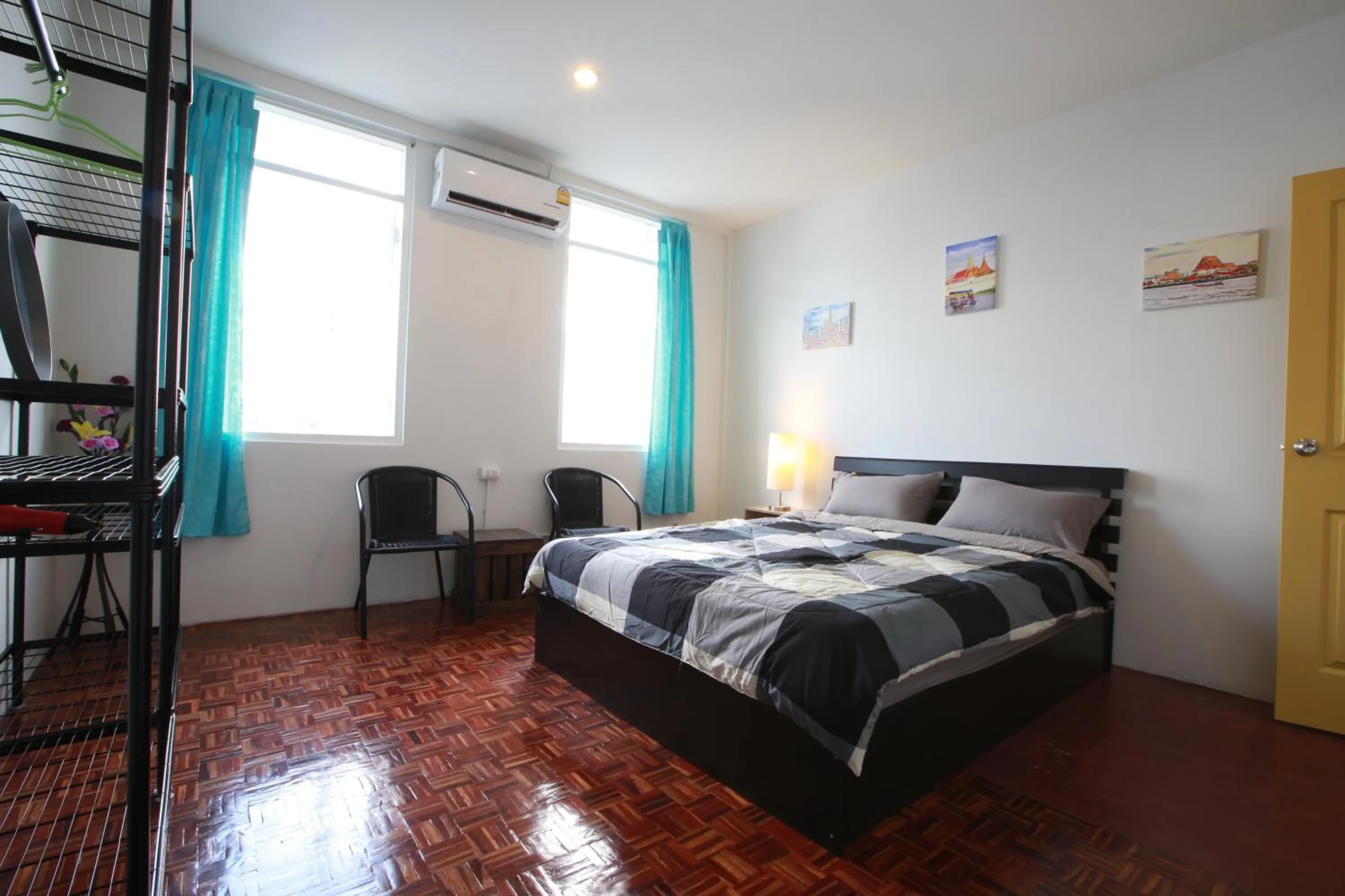 Bedroom, Bed in Zee Thai Hostel