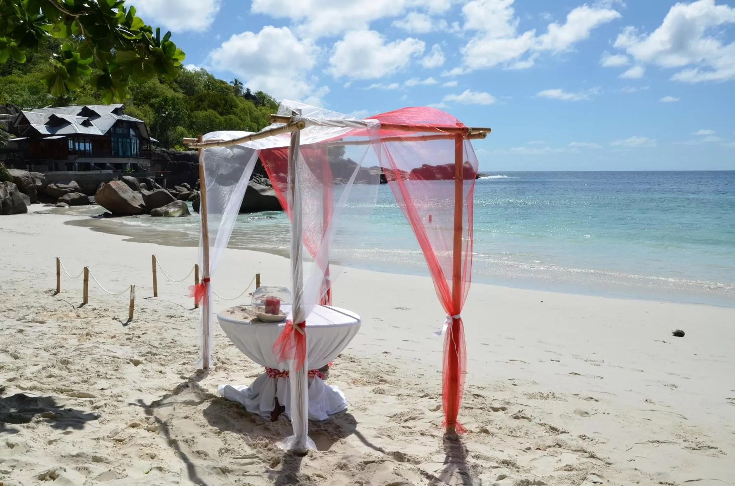 Restaurant/places to eat in Villa Chez Batista