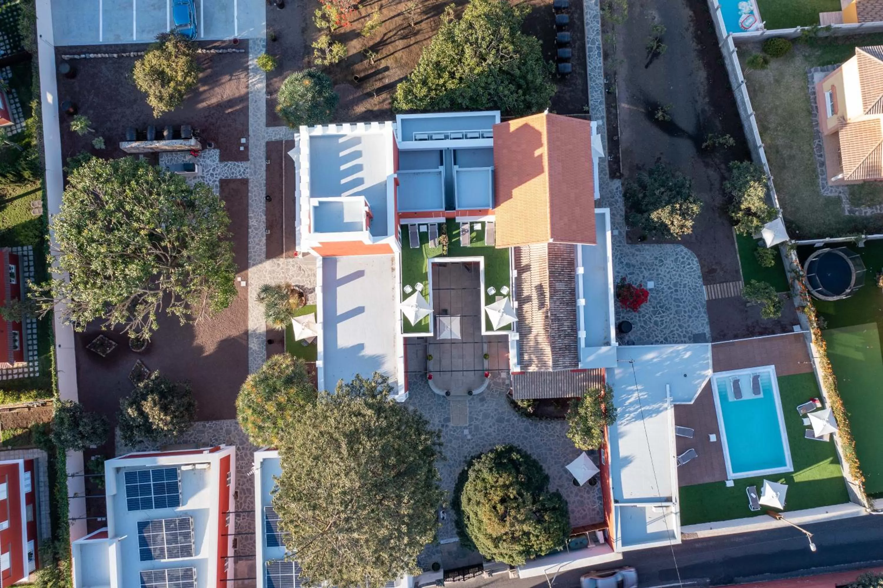 Bird's eye view, Bird's-eye View in Albor Suites