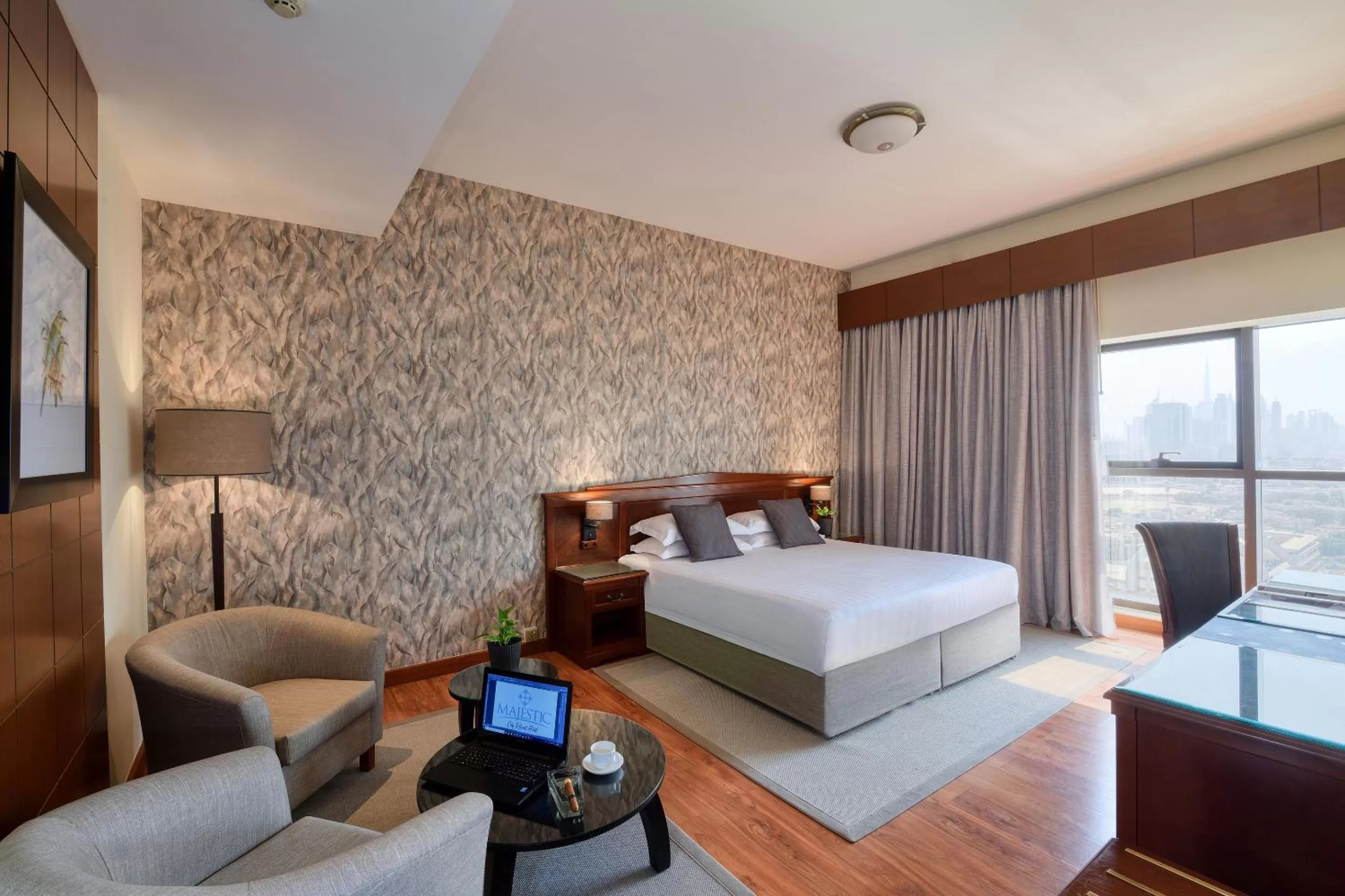 Photo of the whole room, Bed in Majestic City Retreat Hotel