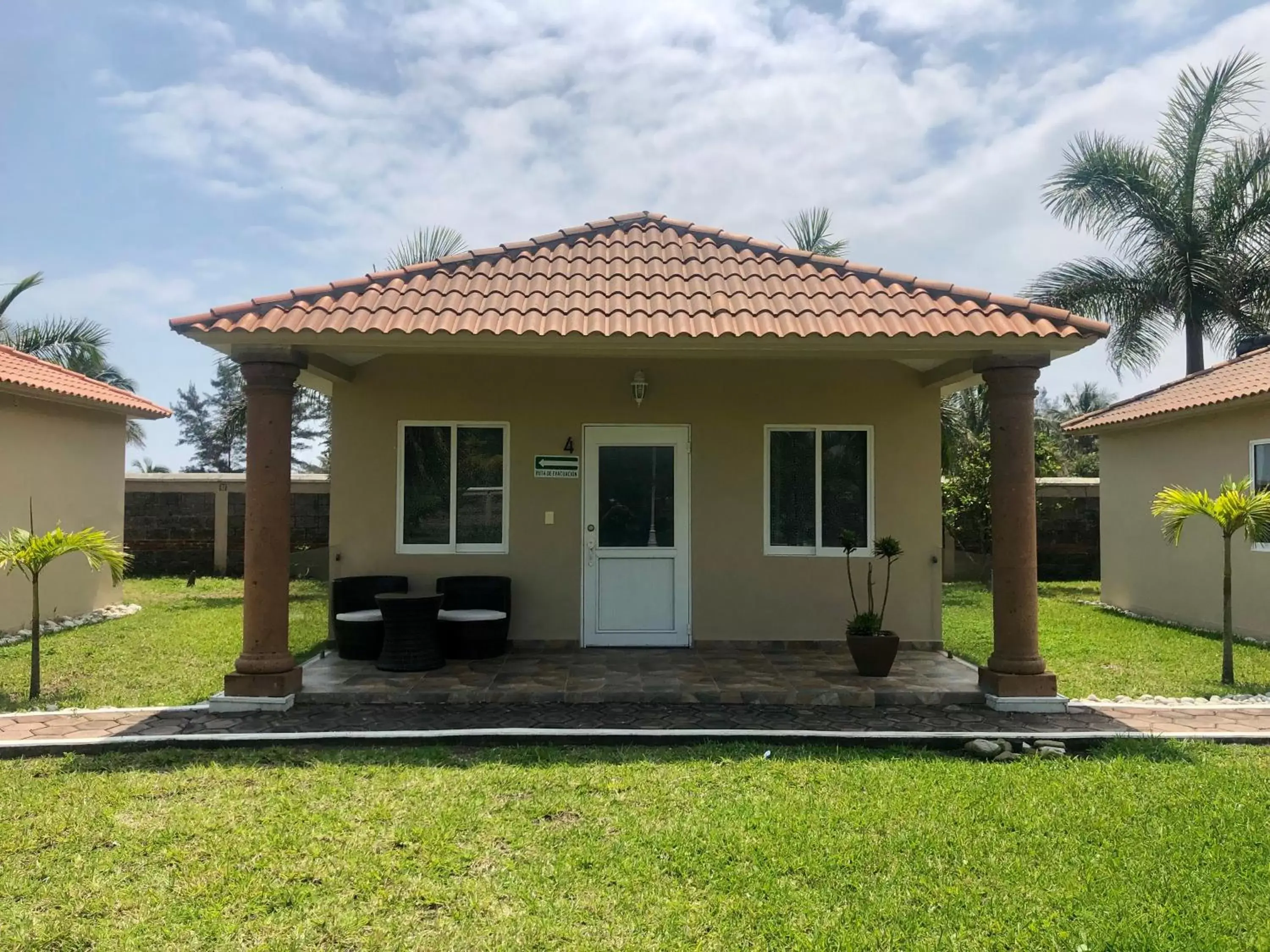 Standard King Room in Ananta Hotel Standard King Room in Ananta Hotel