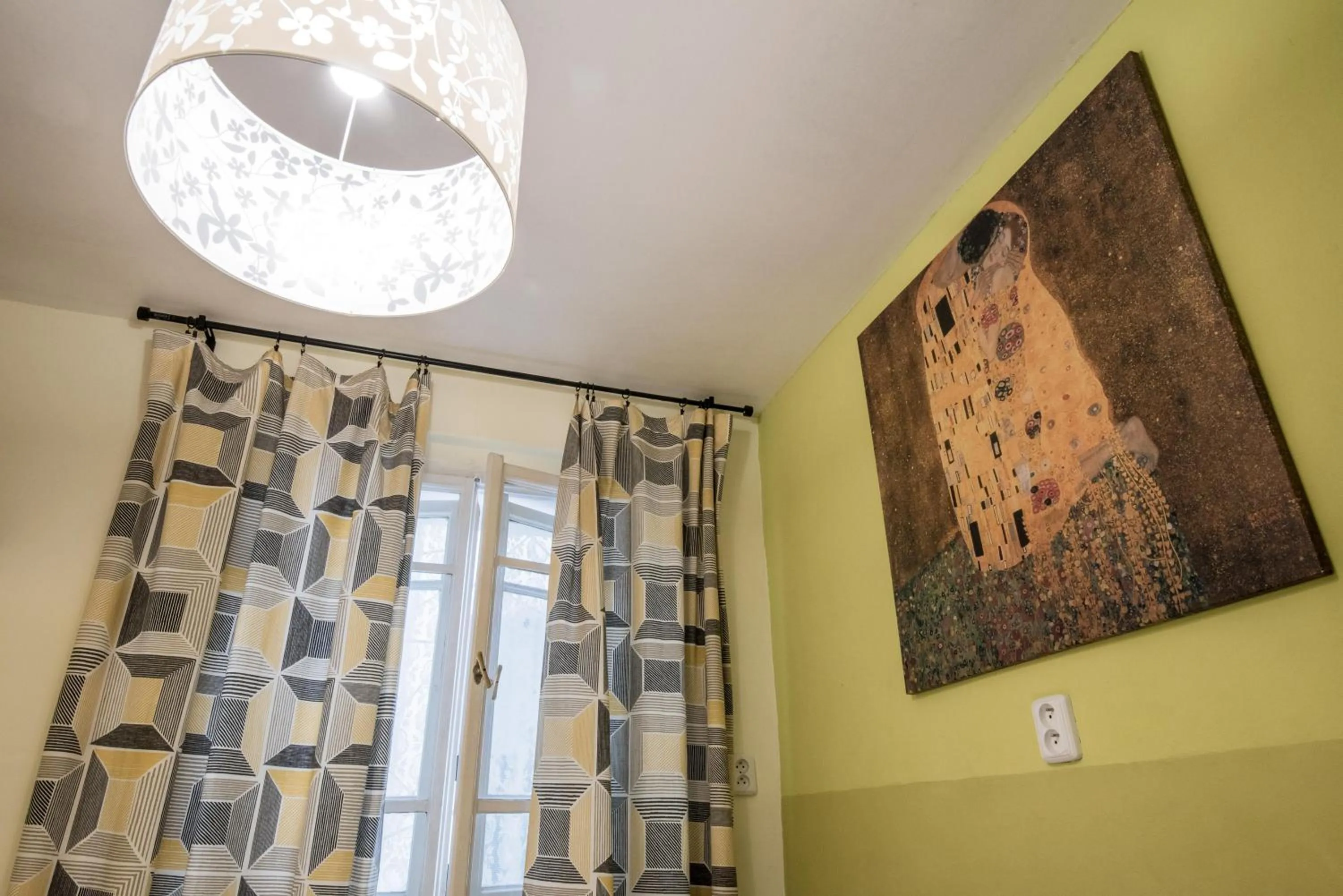 Charles Bridge Hostel & Apartments