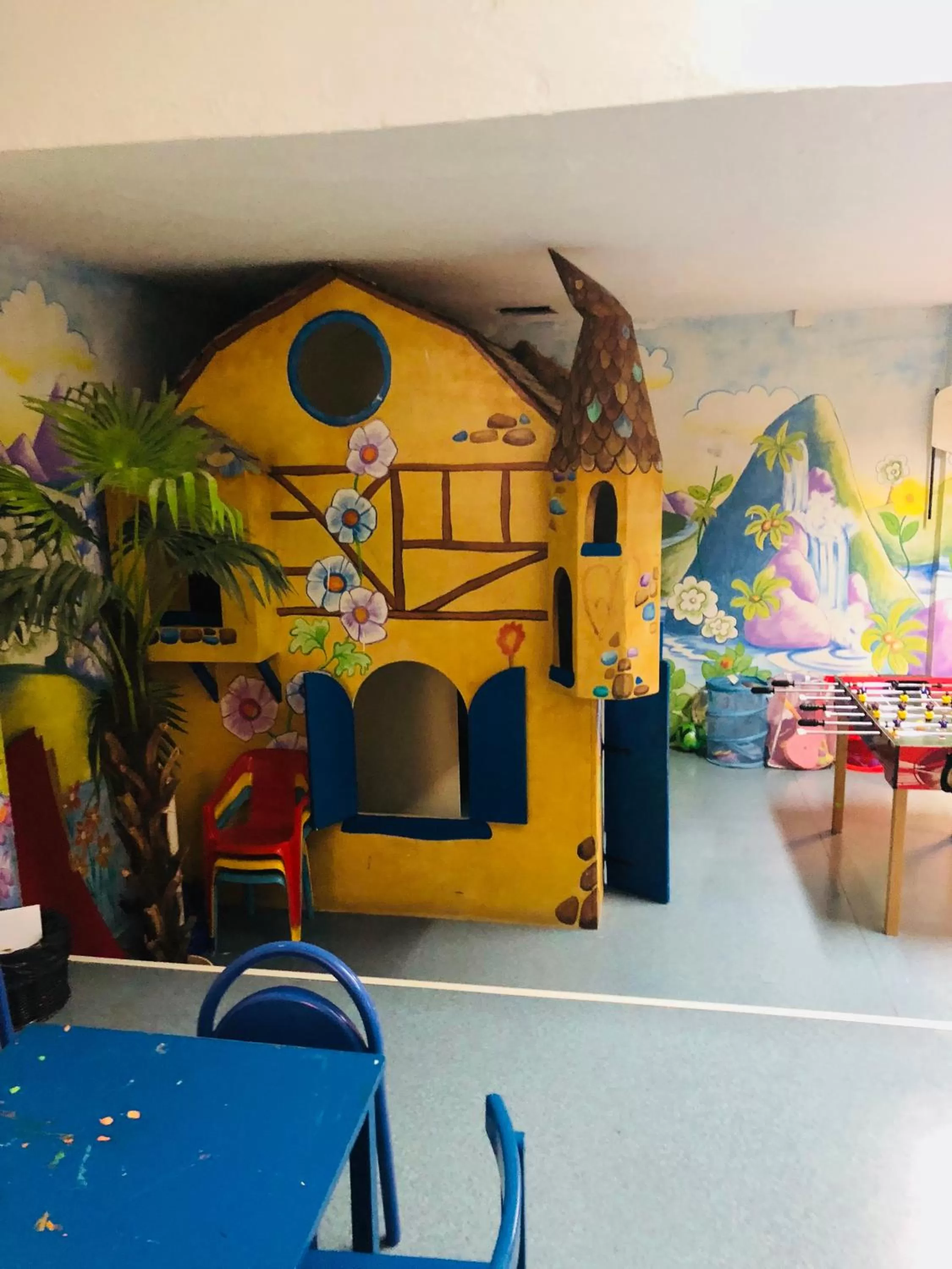 Kids's club in Regency Torviscas Apartments and Suites