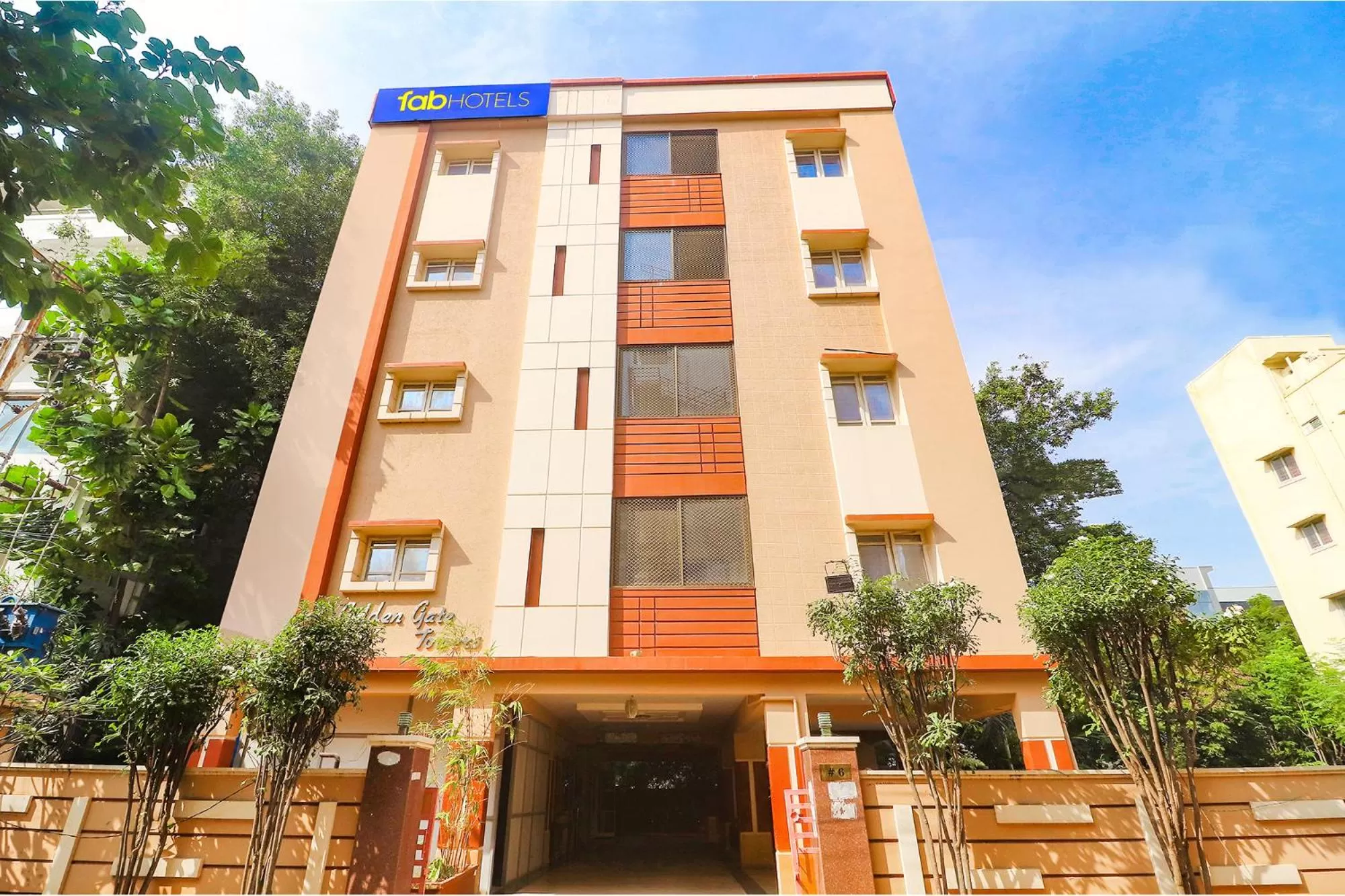 FabExpress Golden Gate - Nr Hitech City