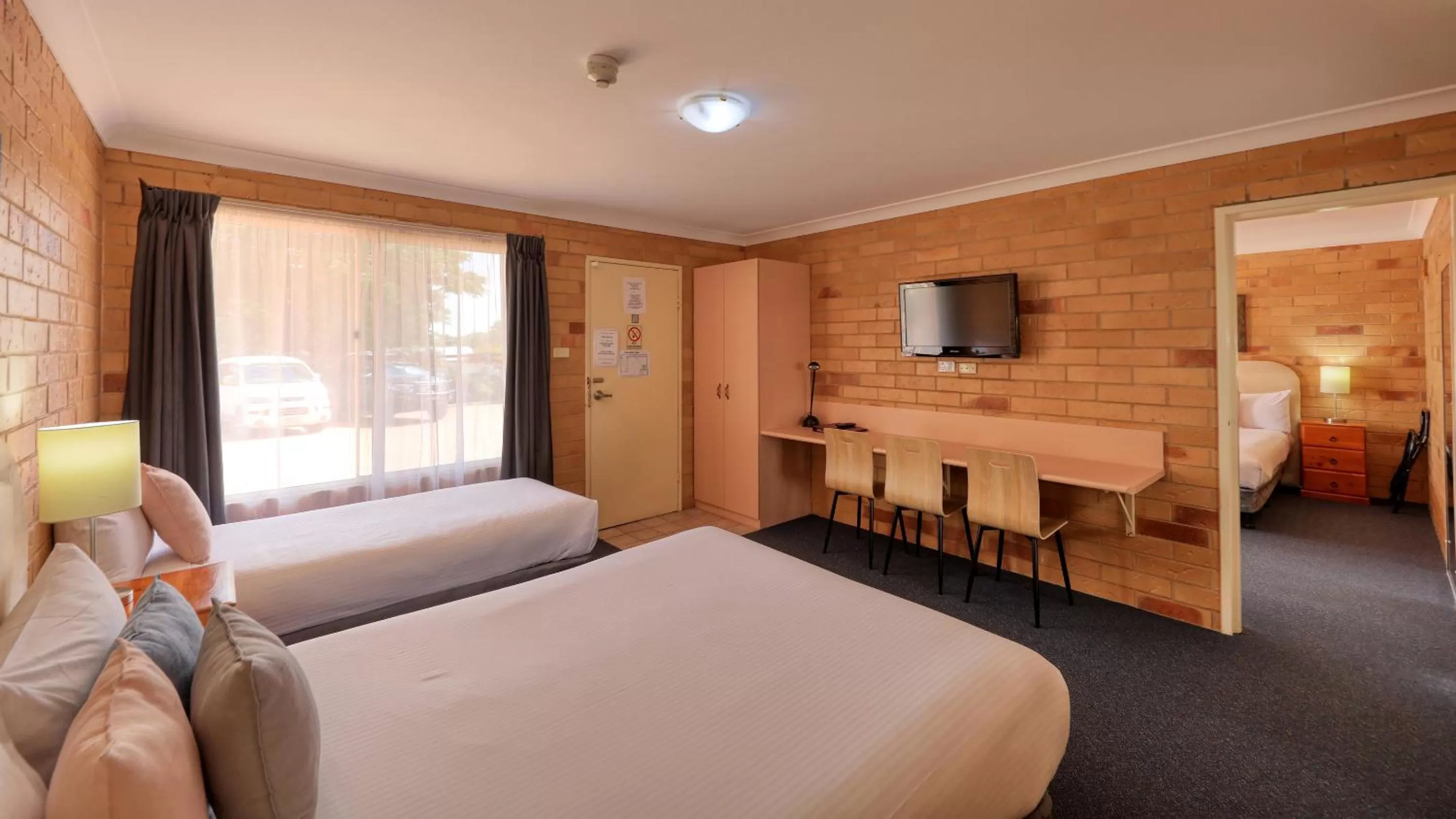 Bed in North Parkes Motel