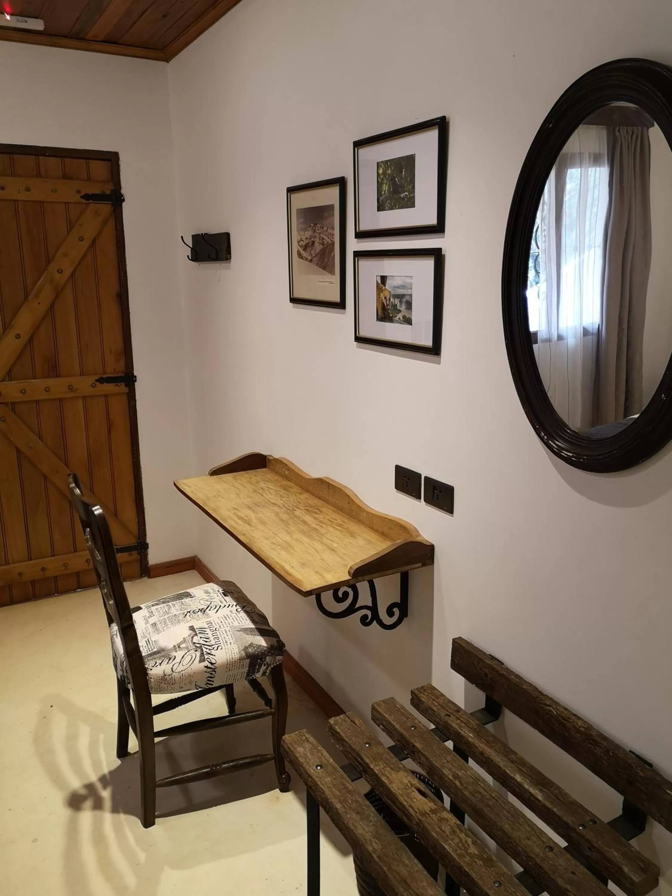 Dining Area in Rincón Escondido B&B