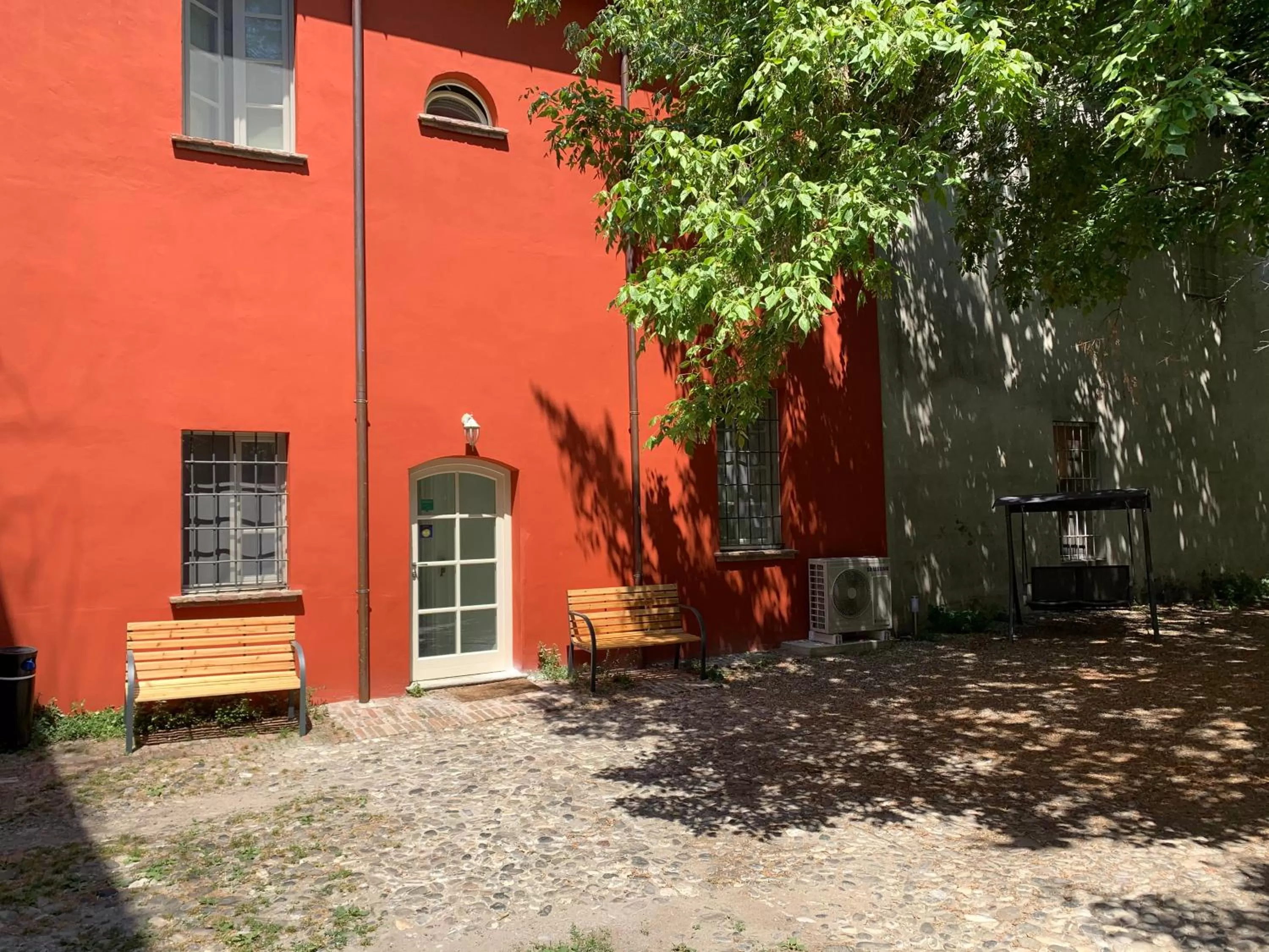 Garden, Property Building in La Meridiana