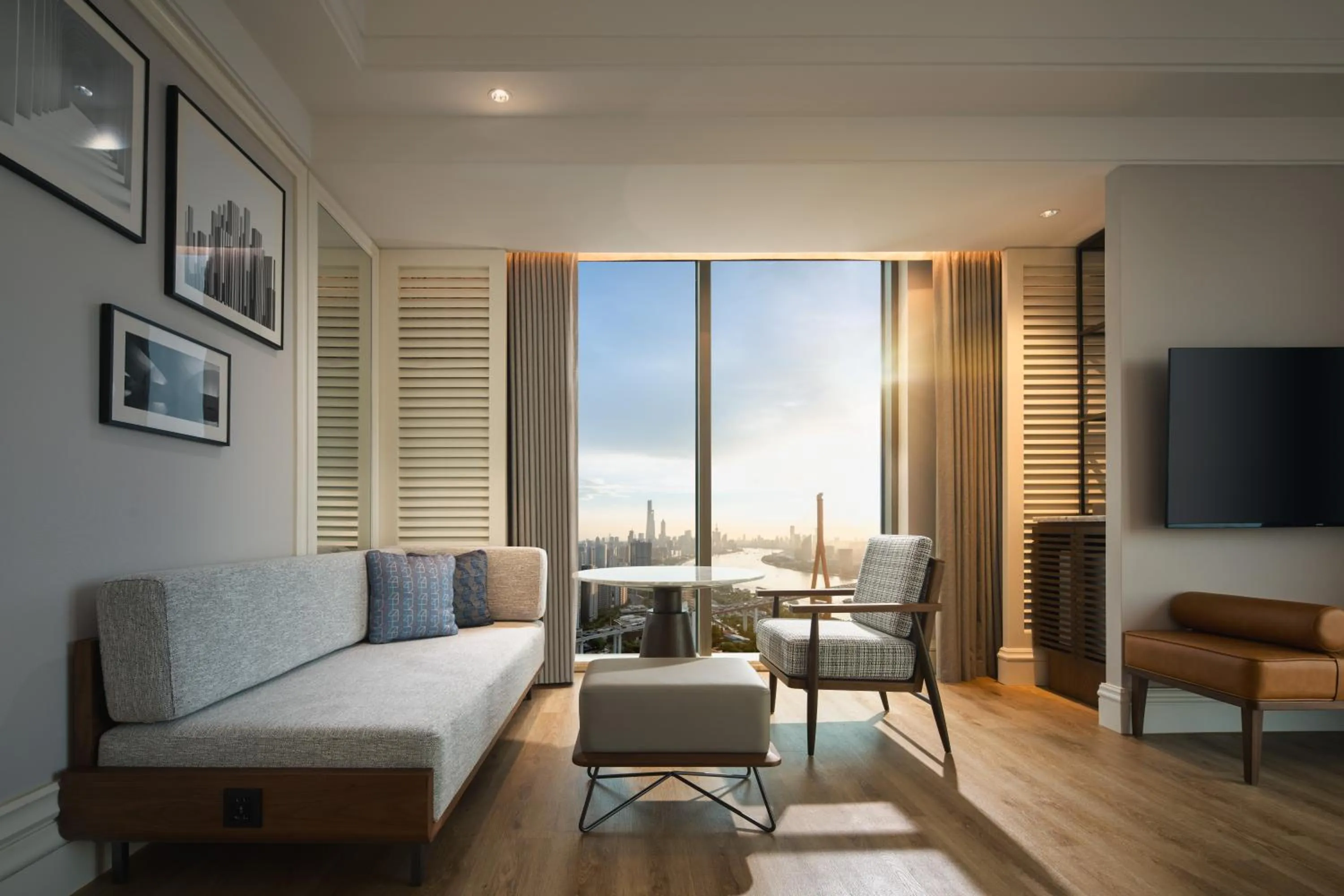 Bedroom, Bed in Sheraton Shanghai Pudong Riverside